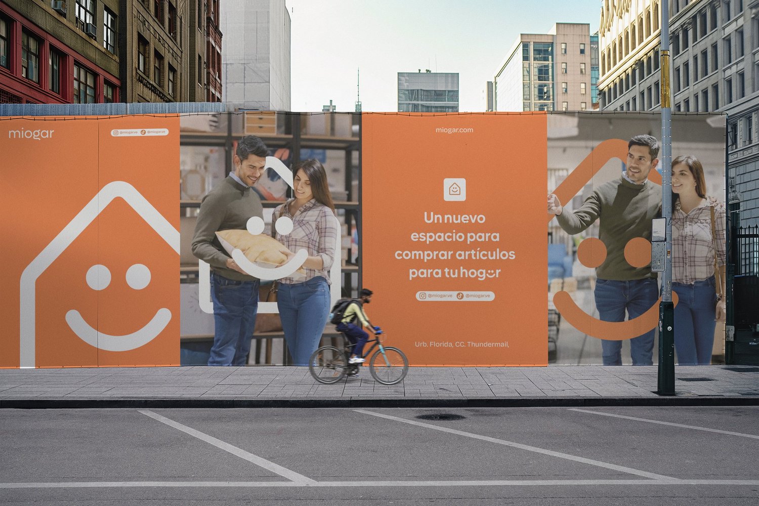 Billboard mockup Miogar dos