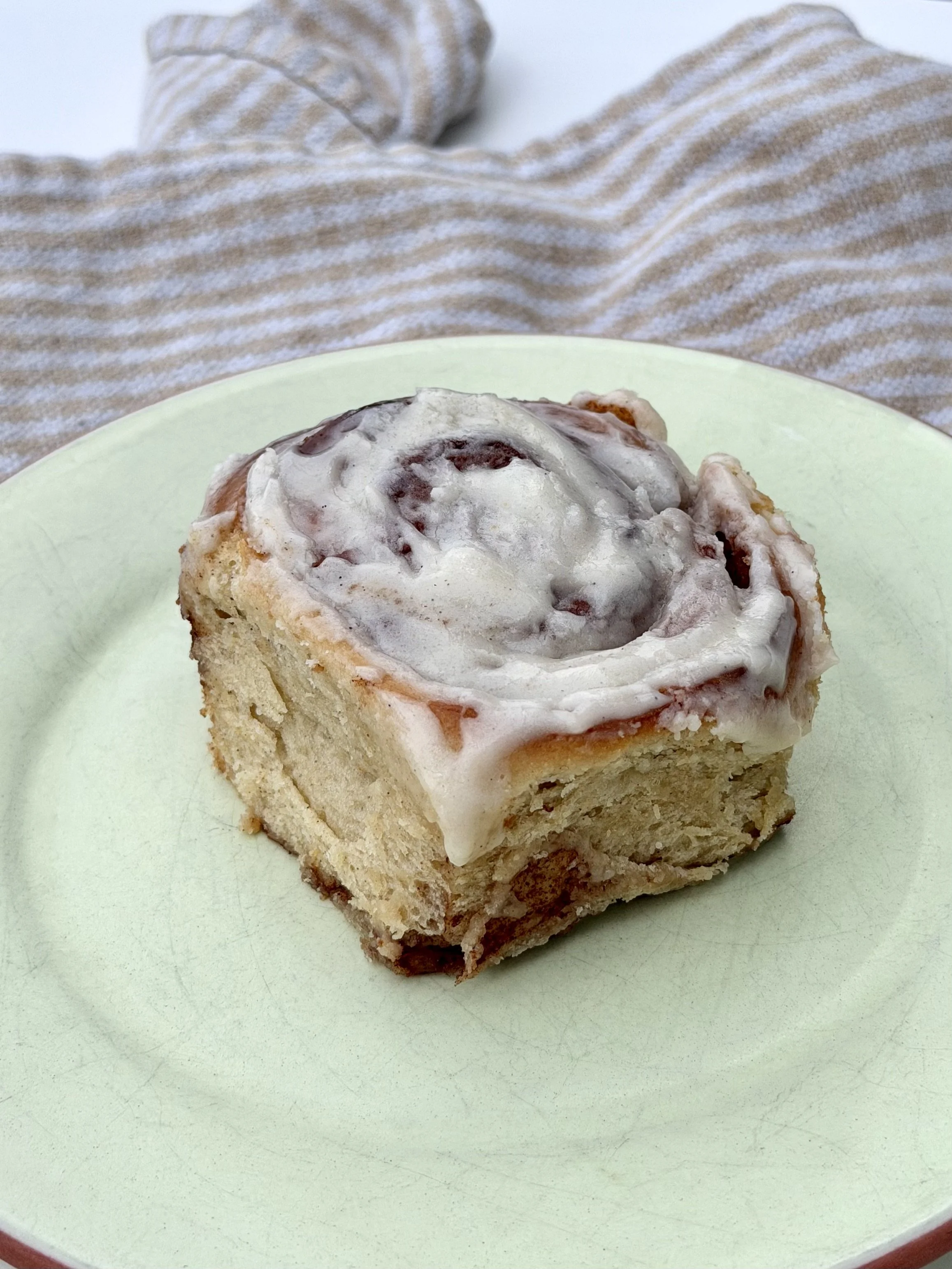 Maple Chai Rolls- Four Pack Seasonal