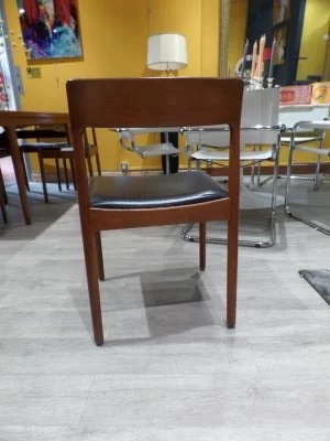 CHAISE DOS ANDERSEN.JPG