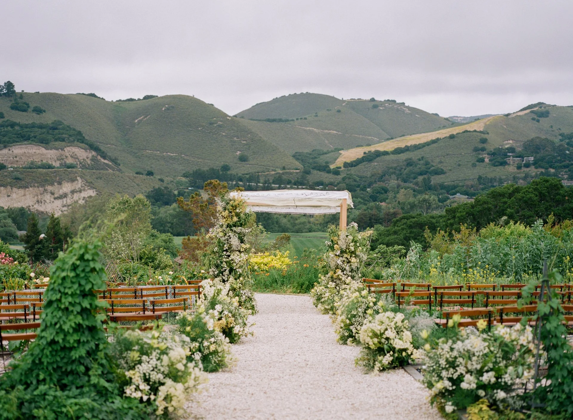 GabbieBurseth_carmel-valley-ranch-wedding_49.jpg