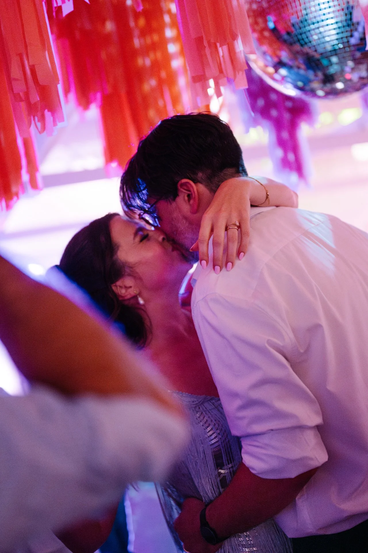 GabbieBurseth_palm-springs-saguaro-wedding_disco.jpg