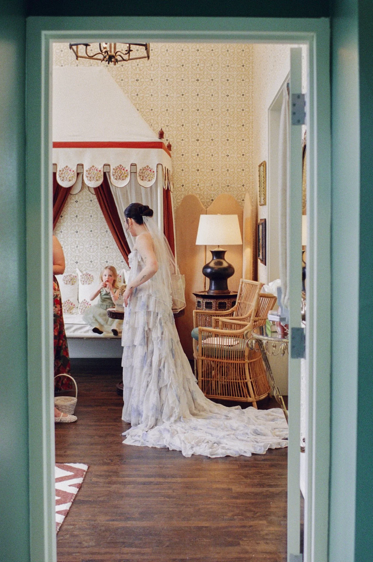 GabbieBurseth_milwaukee-wedding-the-george.jpg