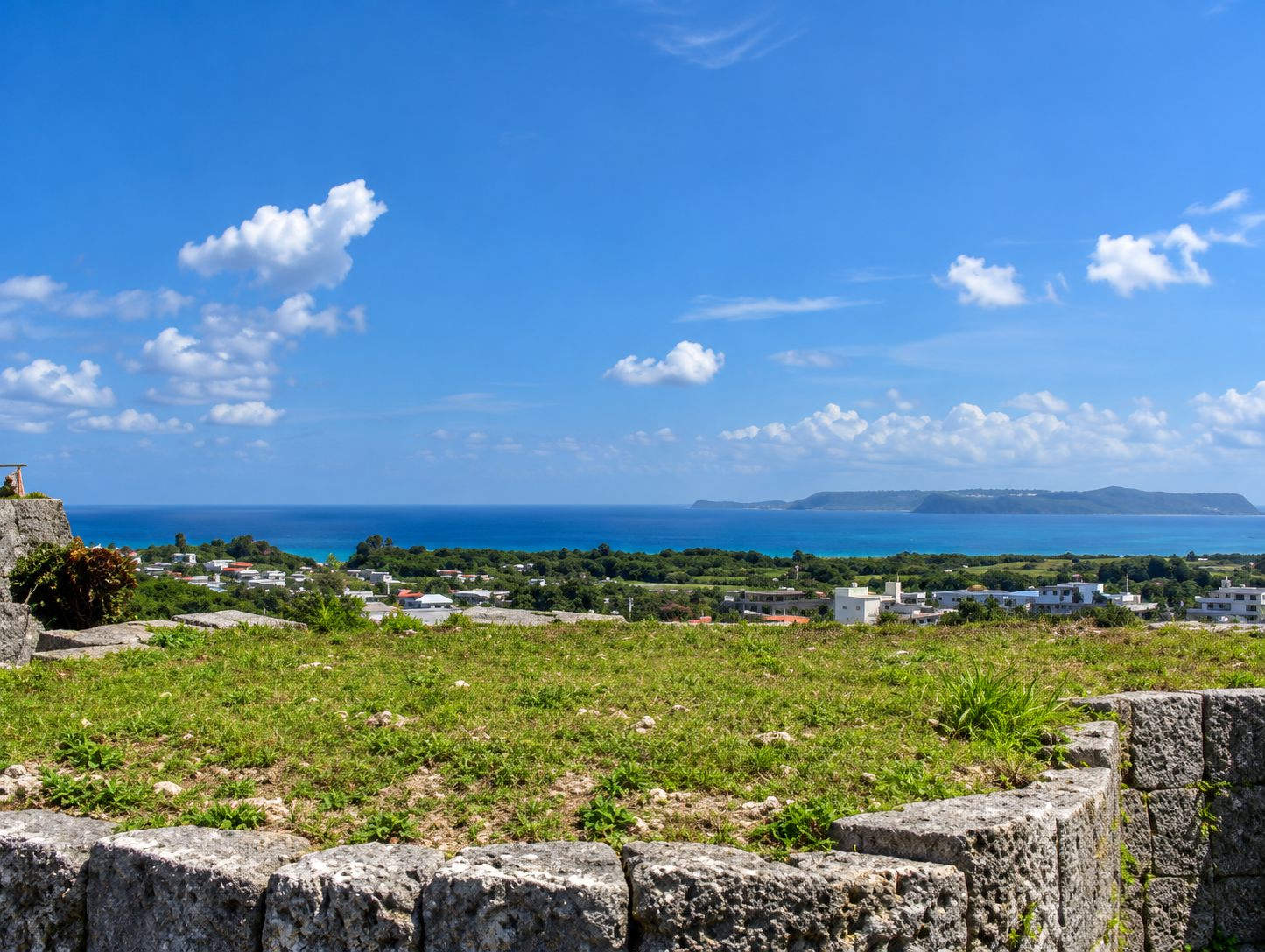 Katsuren - Okinawa 2010 (7).png