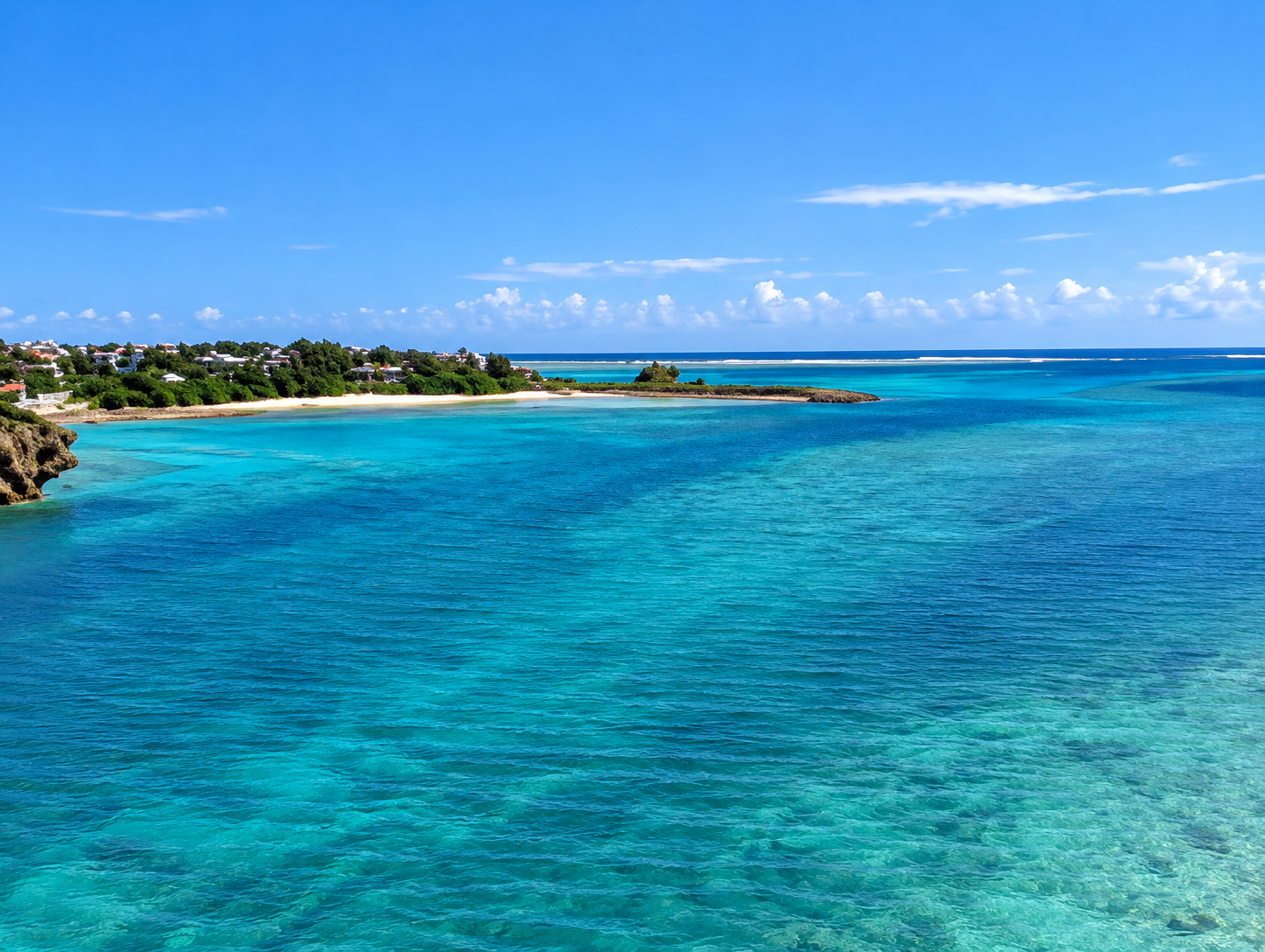 Hama Higa Island - Okinawa 2010 (11).png