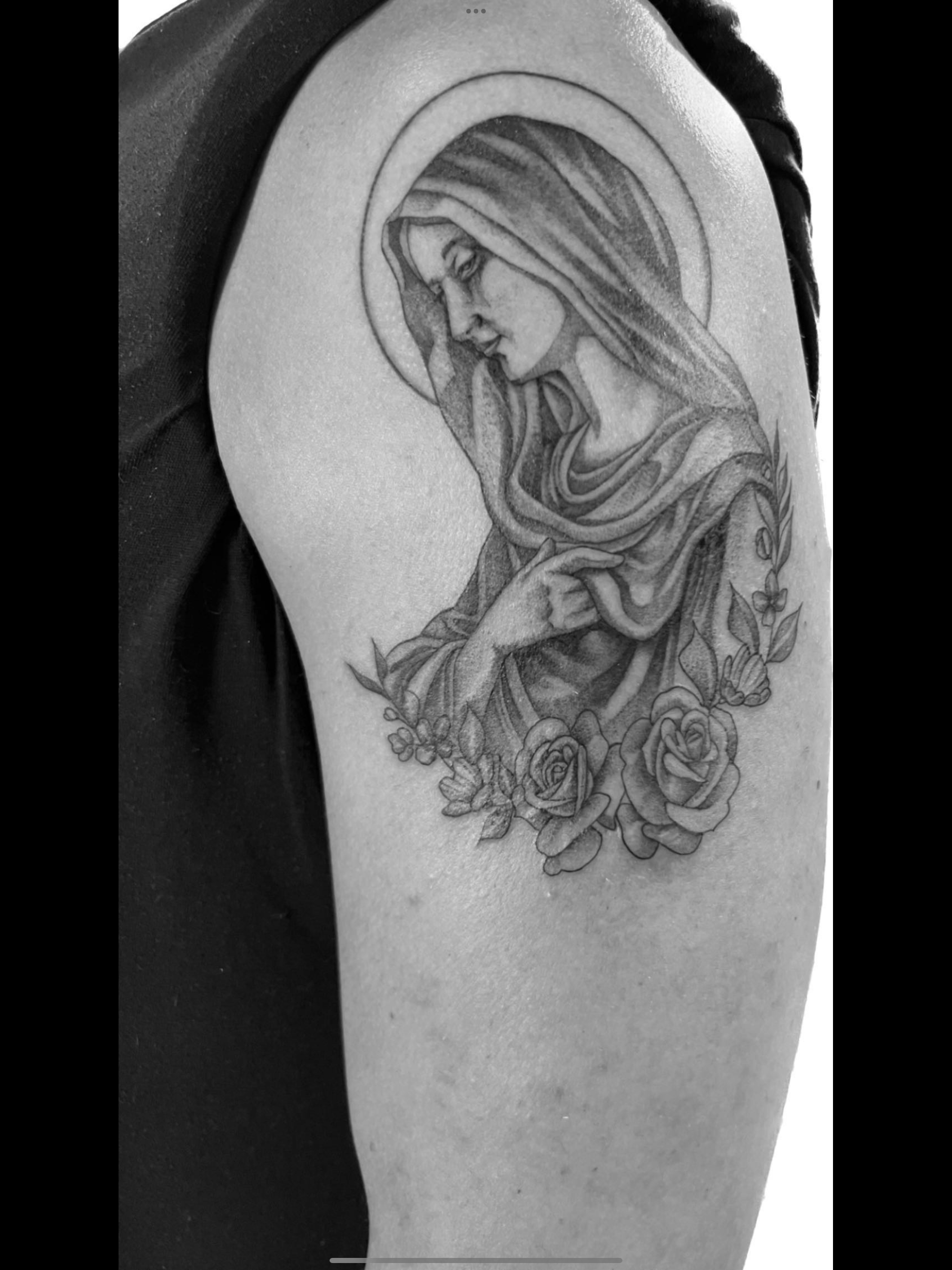 Black and grey semi realistic woman portrait tattoo by Gonzalo Chavez⁠
