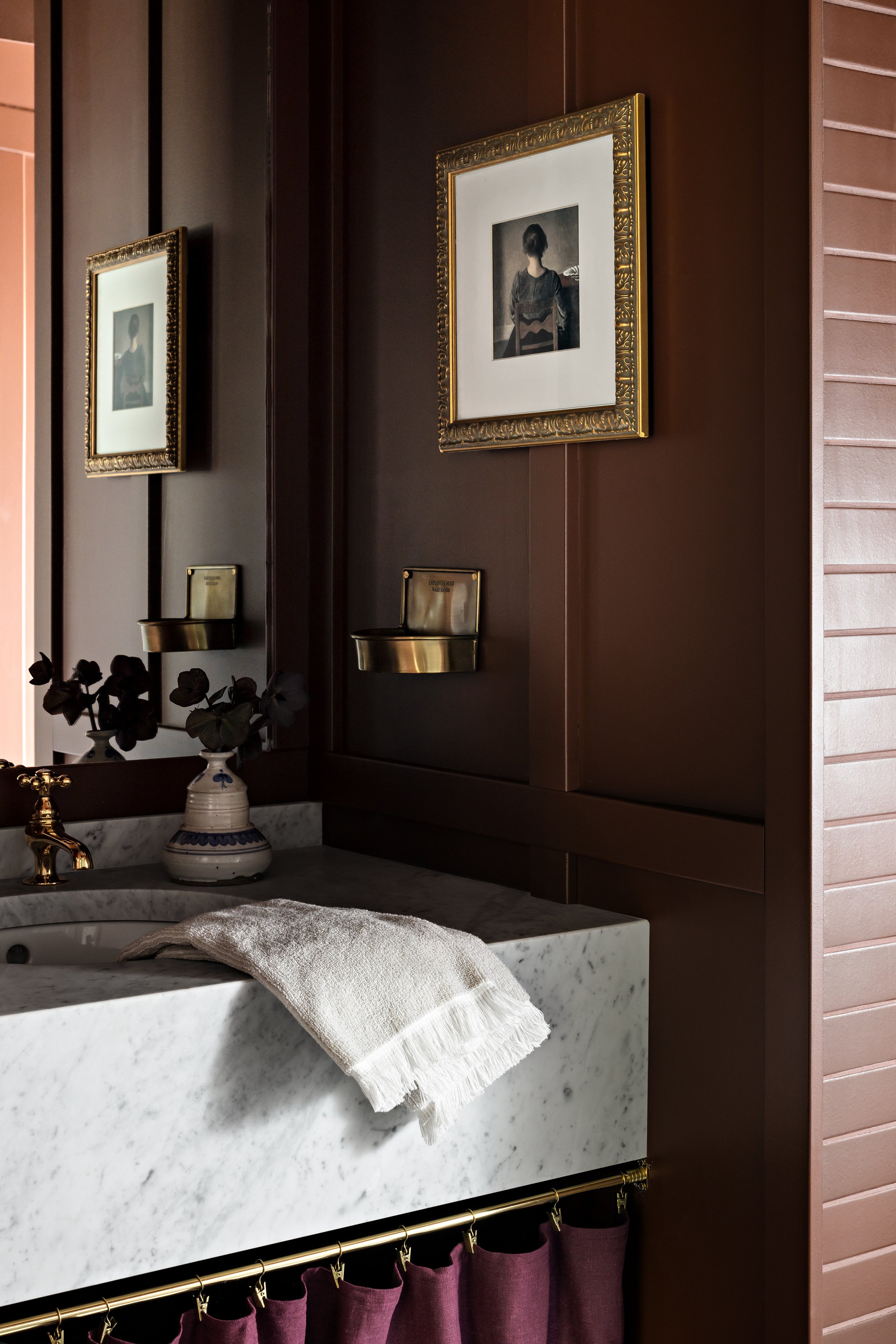 5.21.2024-Carolina-26th-Bathroom-Vignette-Medium.jpg