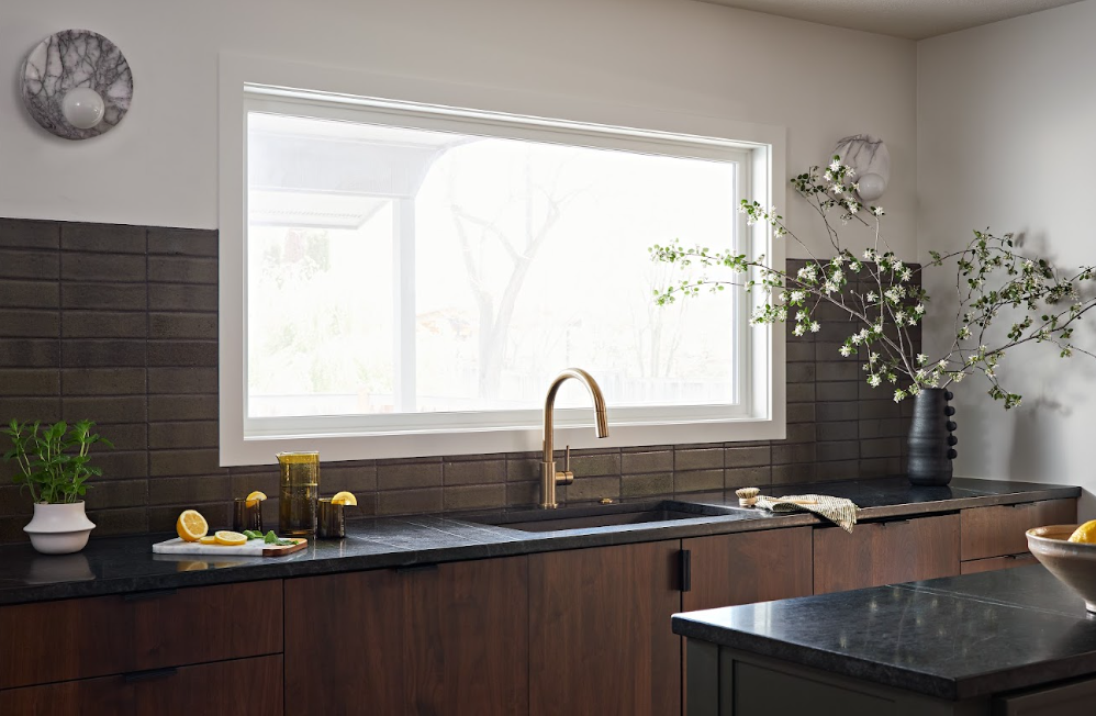 ROBERTS KITCHEN.png