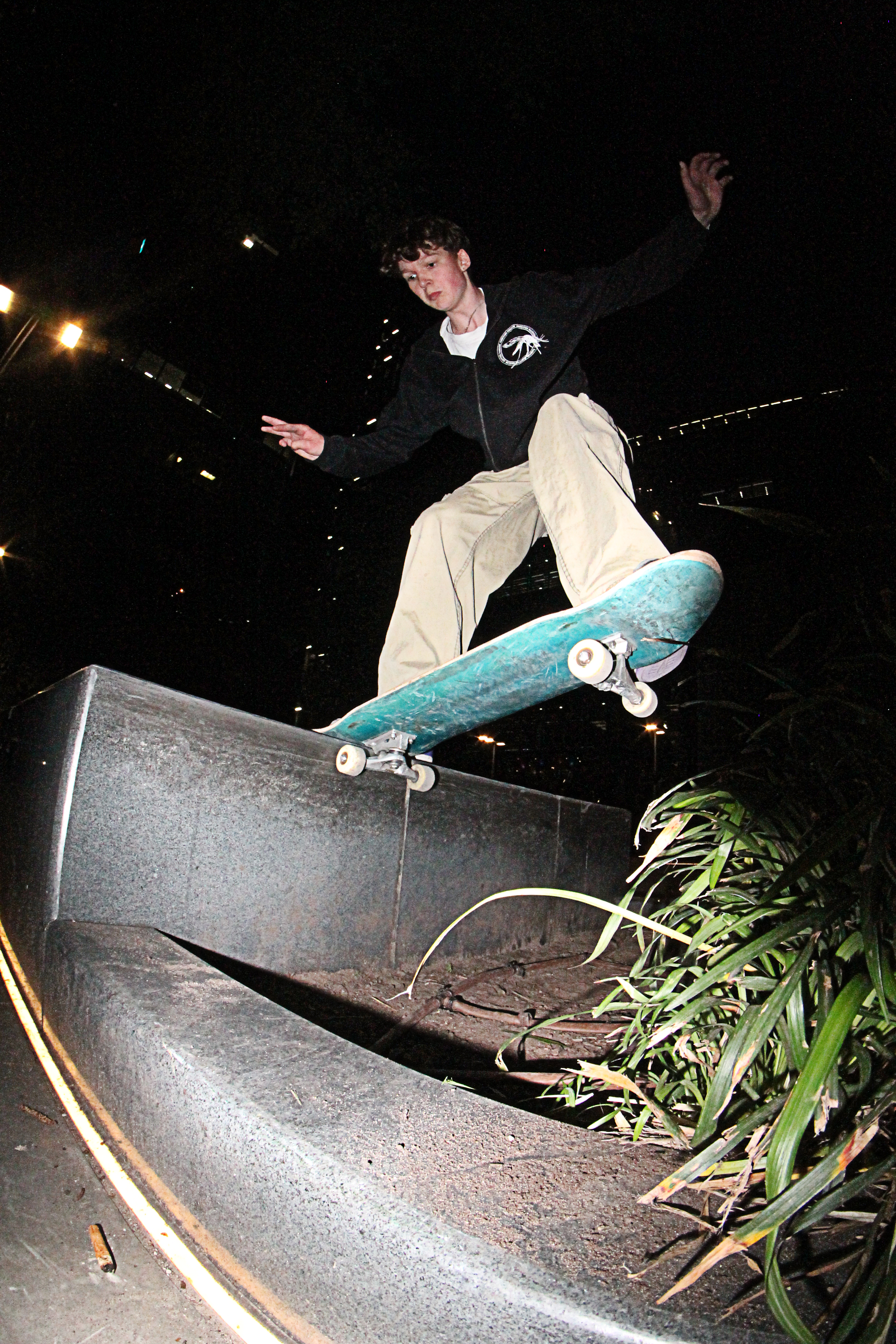 nose slide PM.png