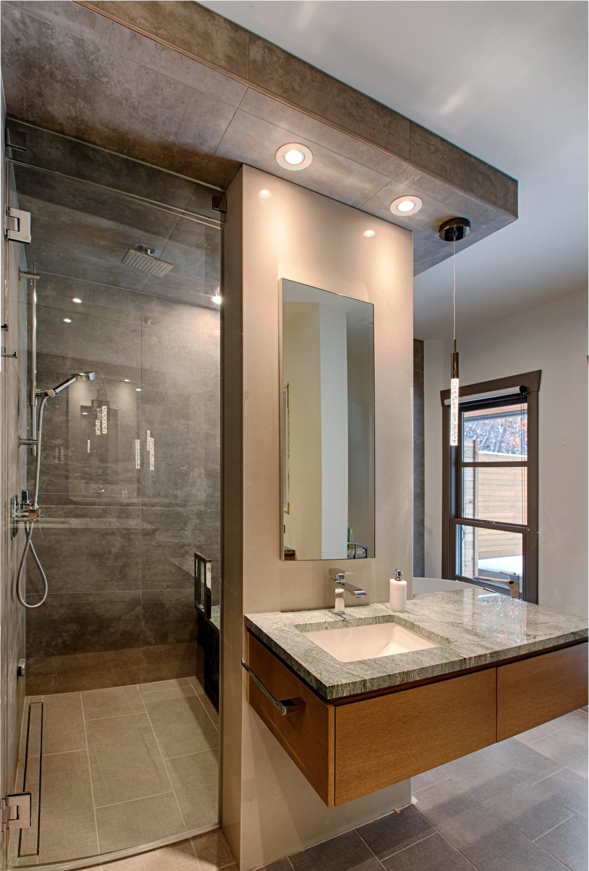 Ensuite_5.JPG