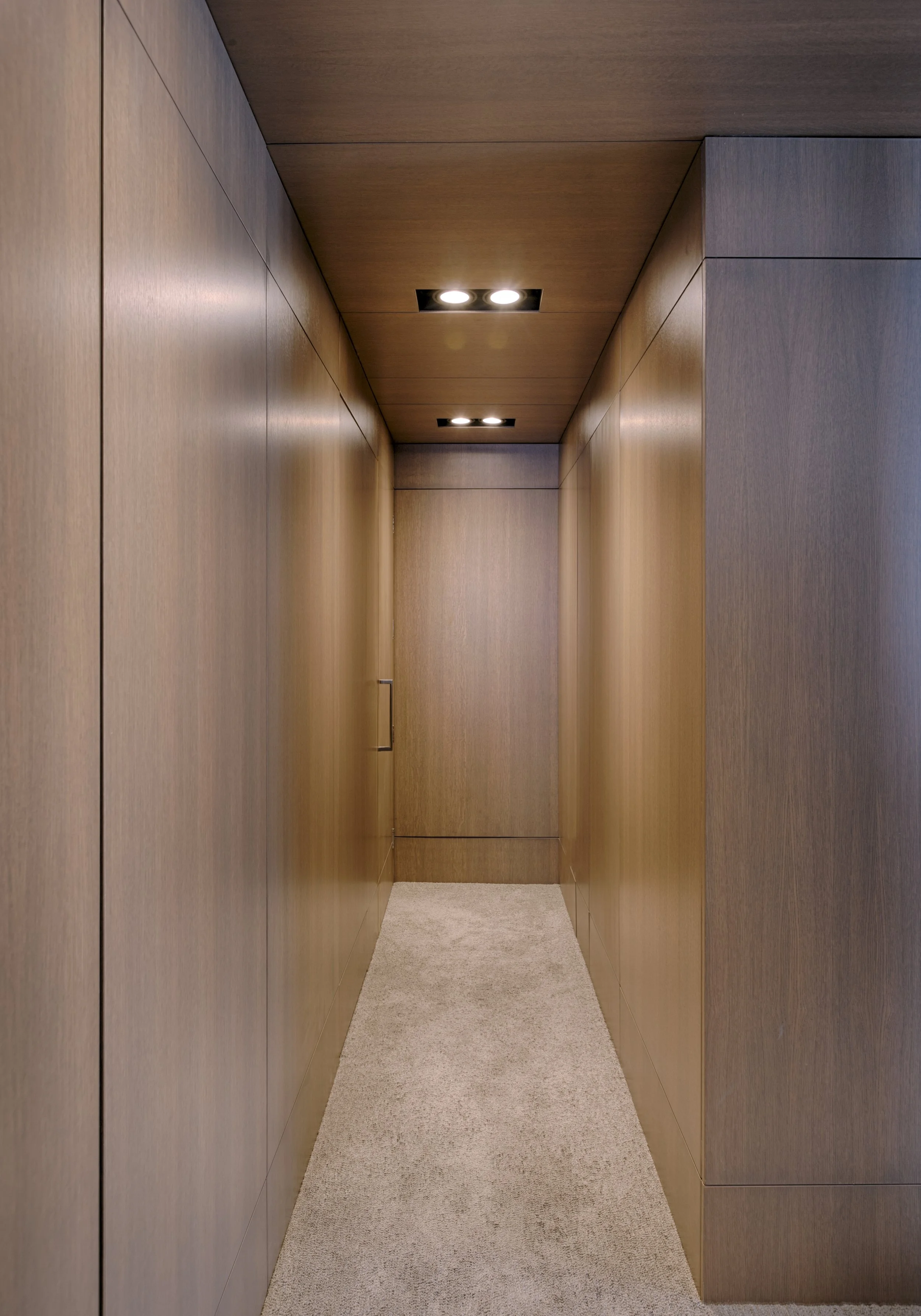 Hallway.JPG