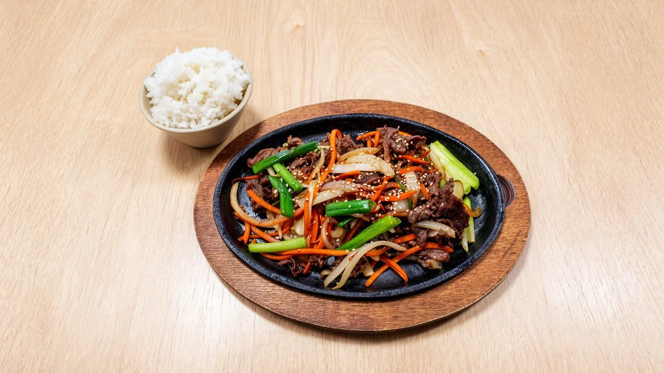 Bulgogi (Korean Stir-Fry) [16_9-1440x2560-watermarked] e0f.jpg