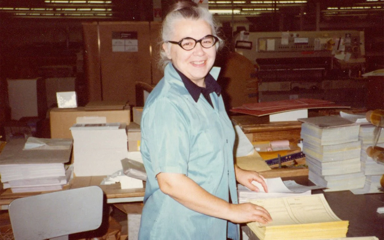Mainline-Printing-Signs-Holographics-Packaging-Fulfillment-WomanWorking.jpg