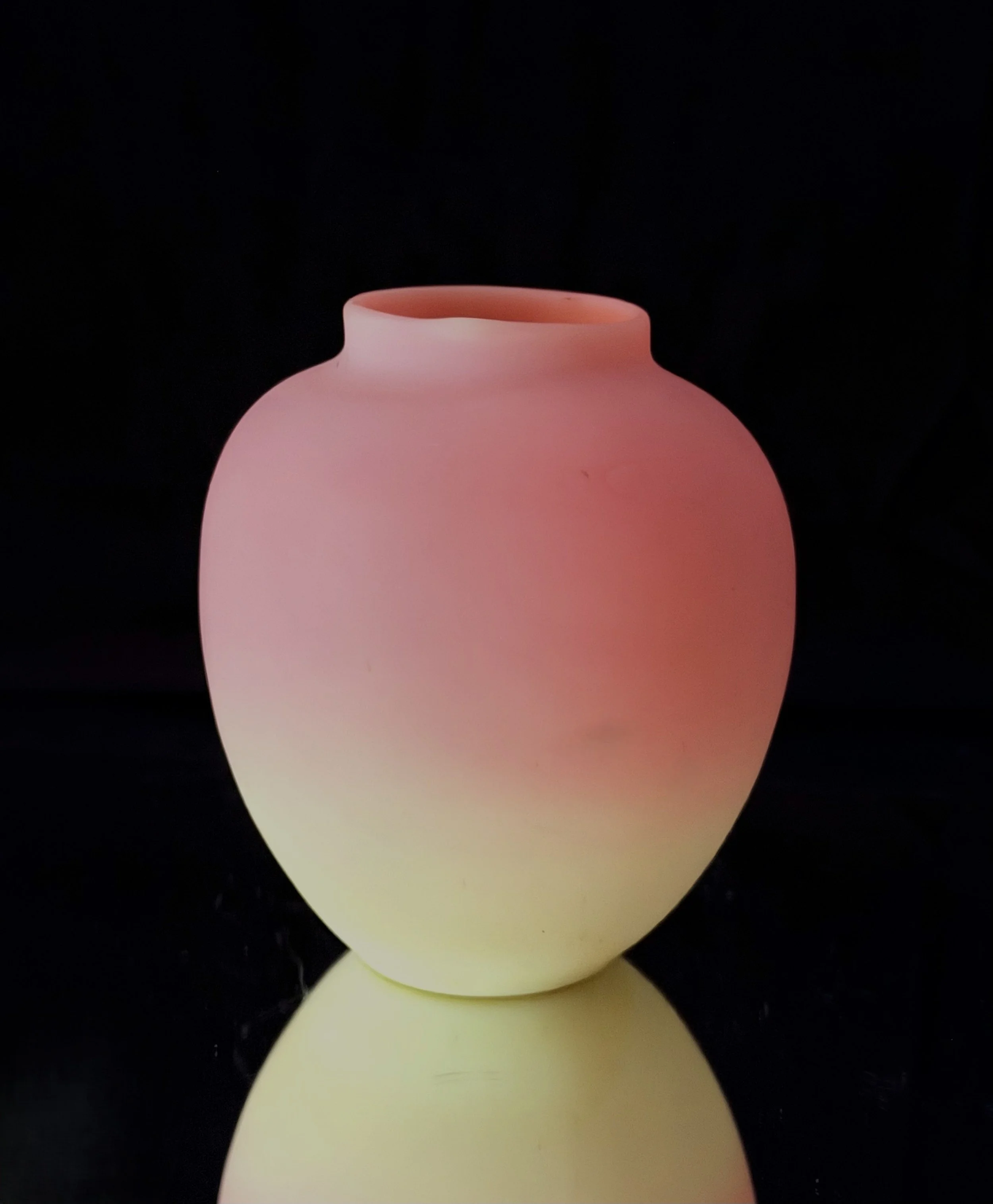 Mt Washington Burmese vase circa 1890-1900