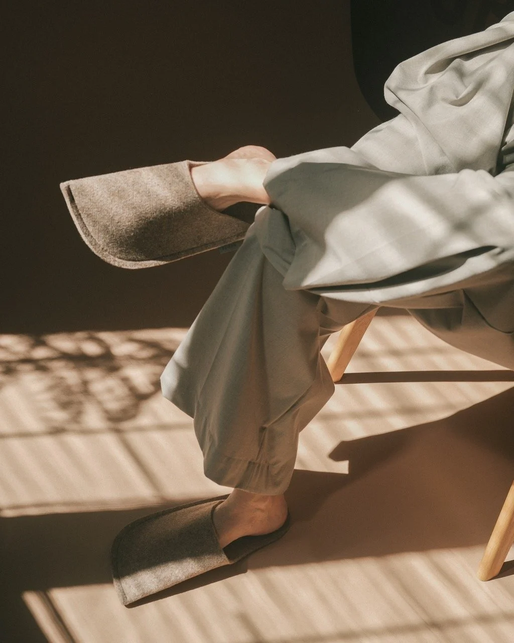 Kaaita_Slippers_still lifestyle_Hana Jelovcan_20 Large.jpeg