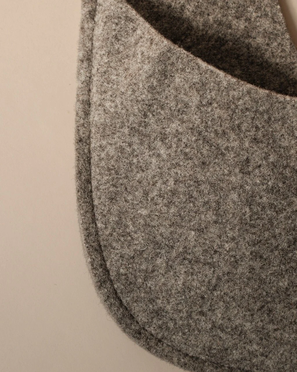 Kaaita_Pure_Kingwooly_White_Hana Jelovcan_04 Large.jpeg