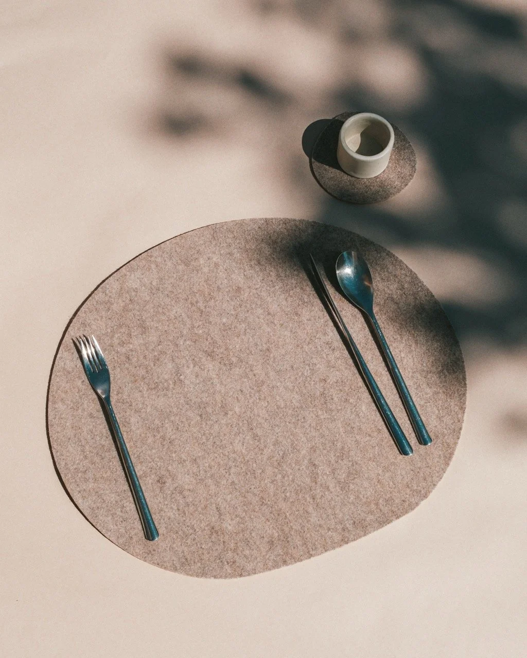 Kaaita_Table Mat_still lifestyle_Hana Jelovcan_3 Large.jpeg