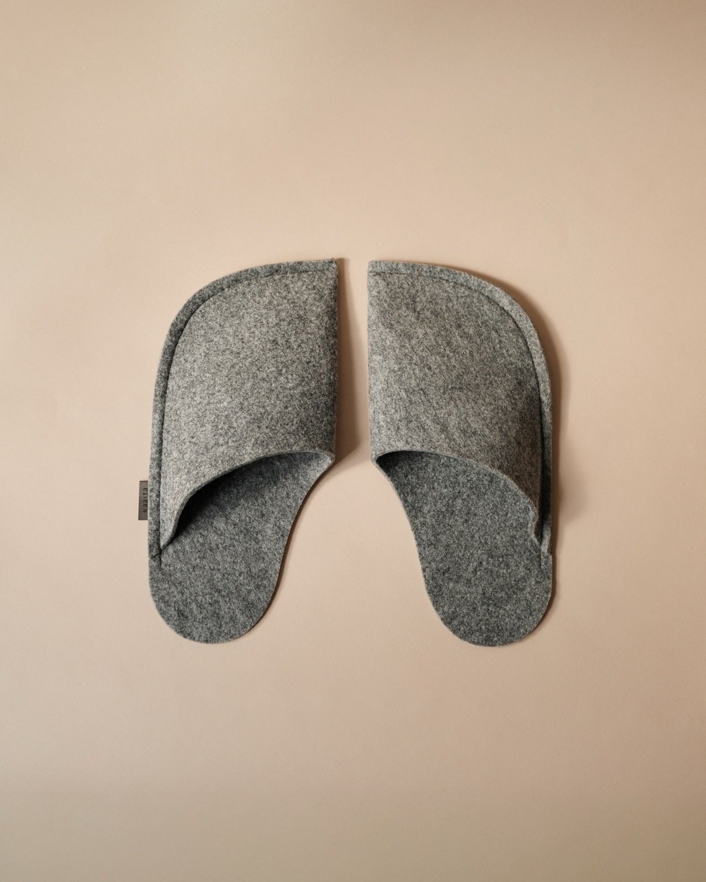 Kaaita_Pure_RePett_Grey_Hana Jelovcan_01  Large.jpeg