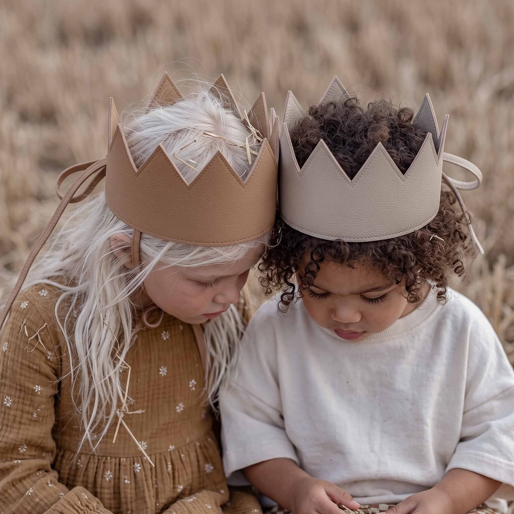 baisik children's party hats and crowns_101.jpg