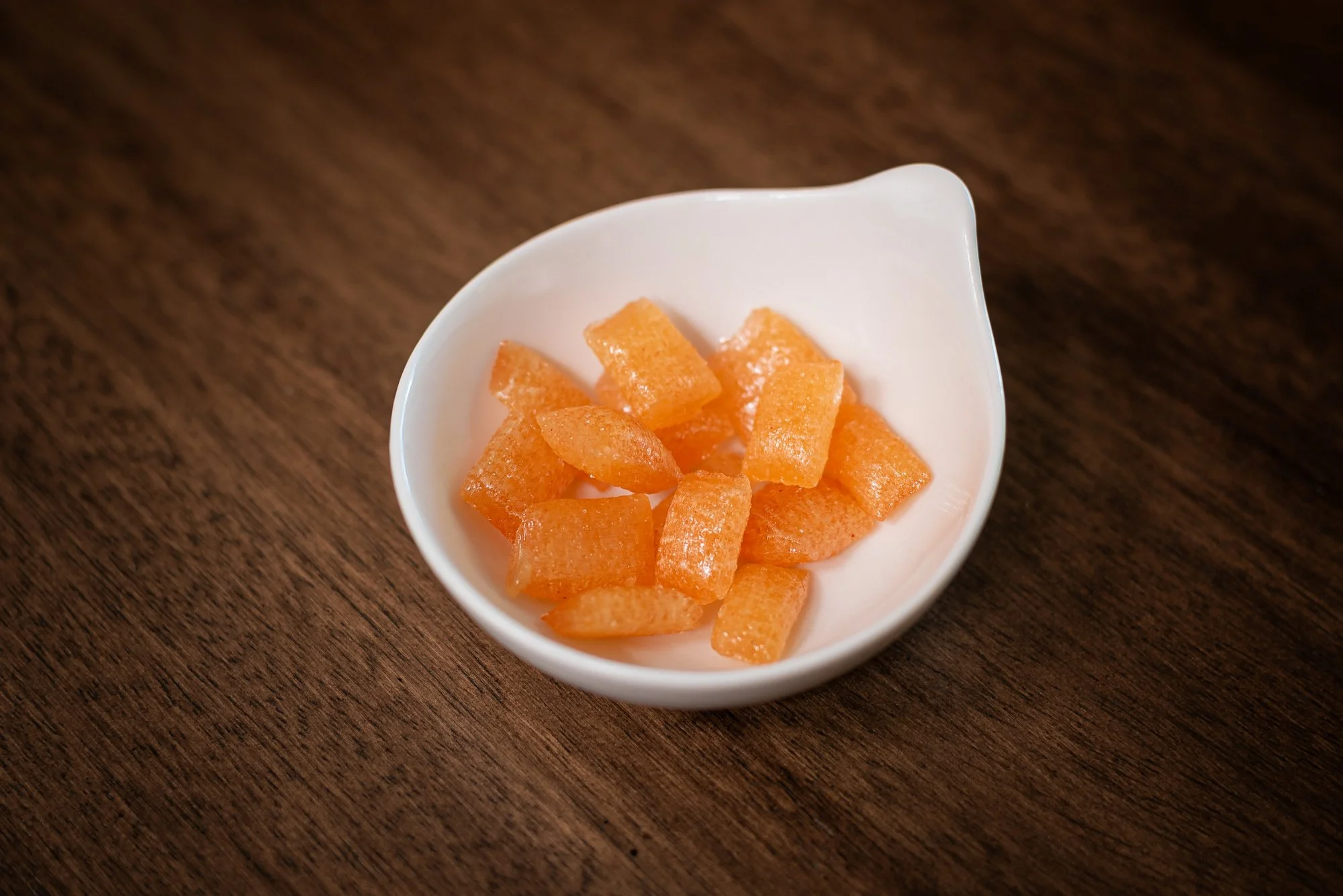 2025_Bowl-orange-wood-1-bright-2k.jpg