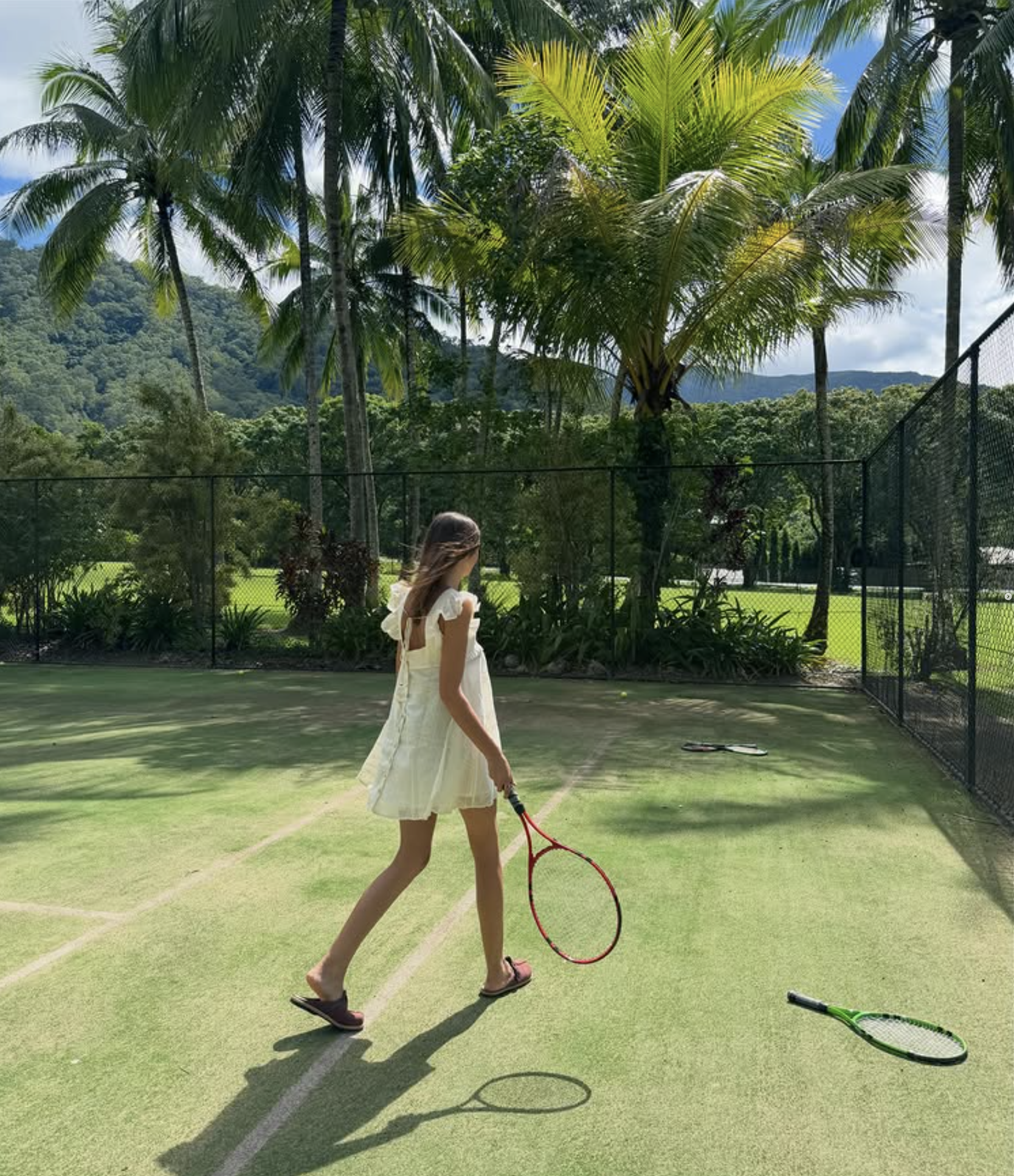 Self-contained holiday accommodation at The Zanzoo Estate in Cairns, sleeping up to 16 guests.