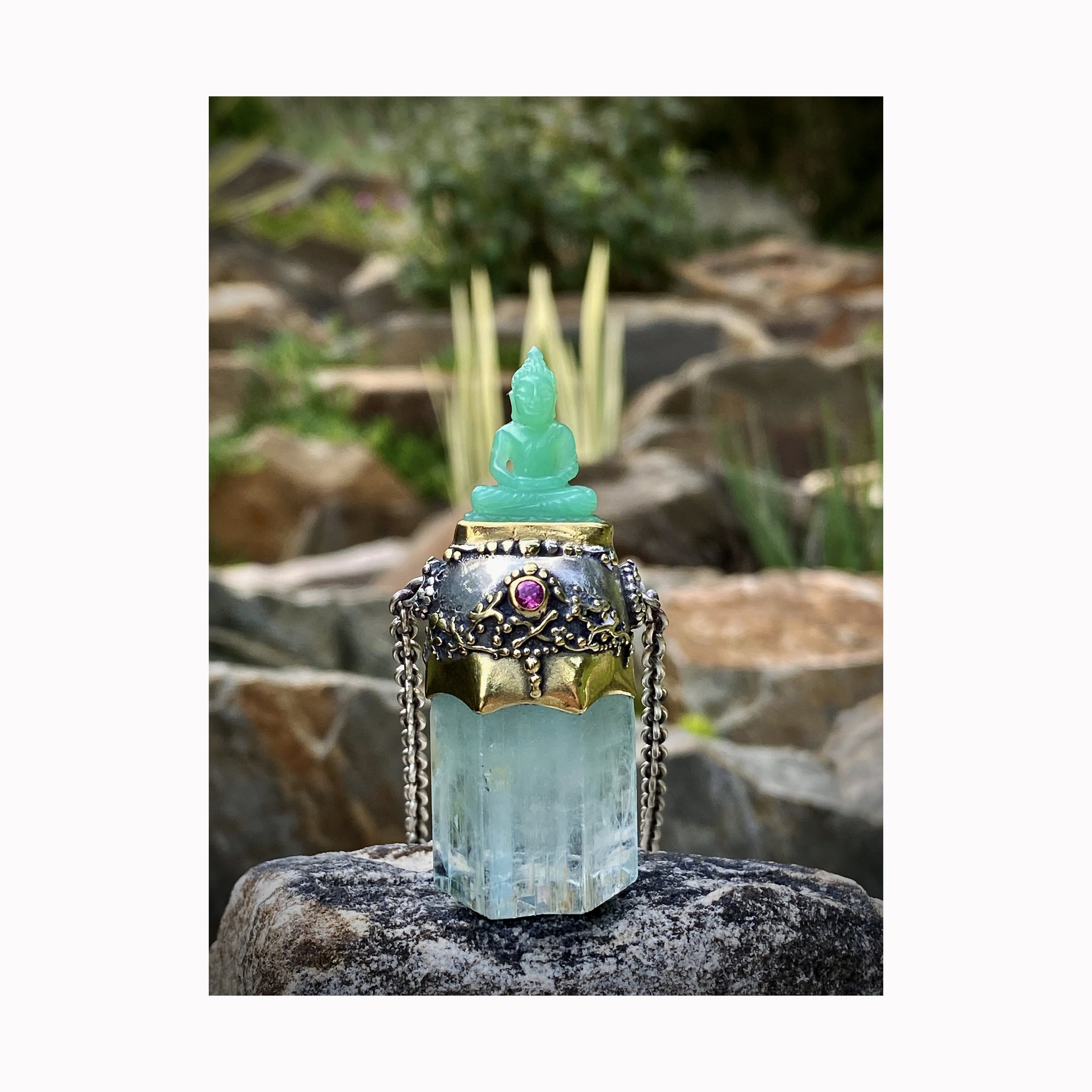 Buddah_Sapphire_outside.jpg