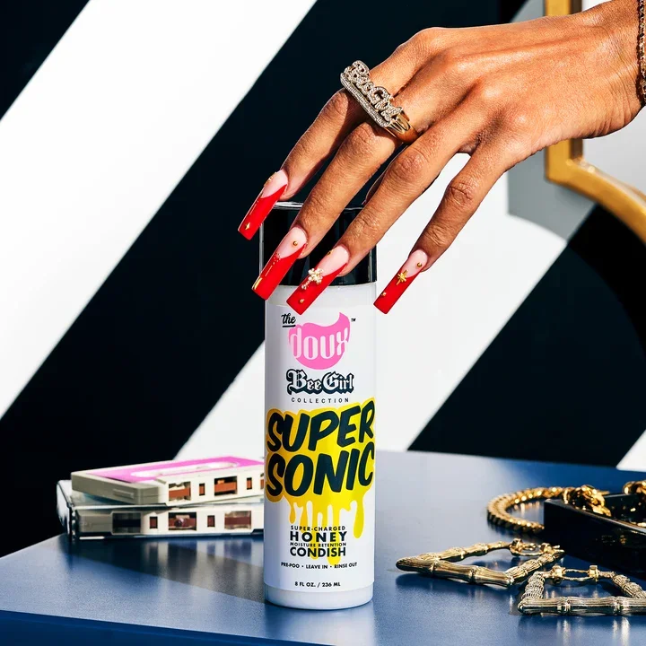 The Doux Bee Girl Supersonic Honey Condish