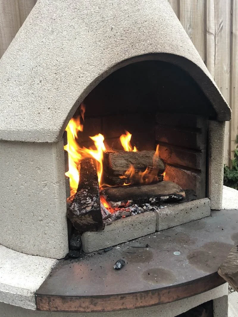 Buschbeck Temperature Guide: How to Read Heat Zones on a Wood Fire
