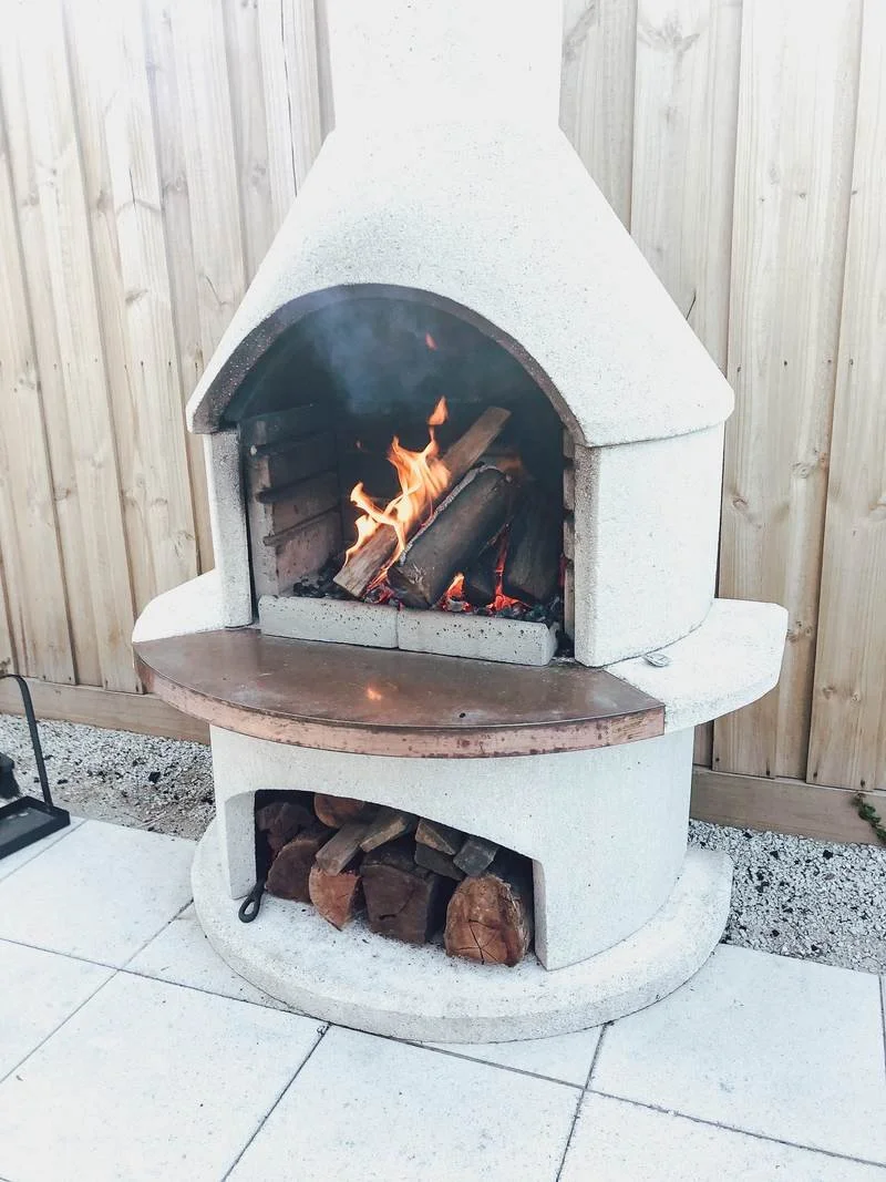 How to Use a Buschbeck Outdoor Fireplace: Wood, Lighting and Your First Cook