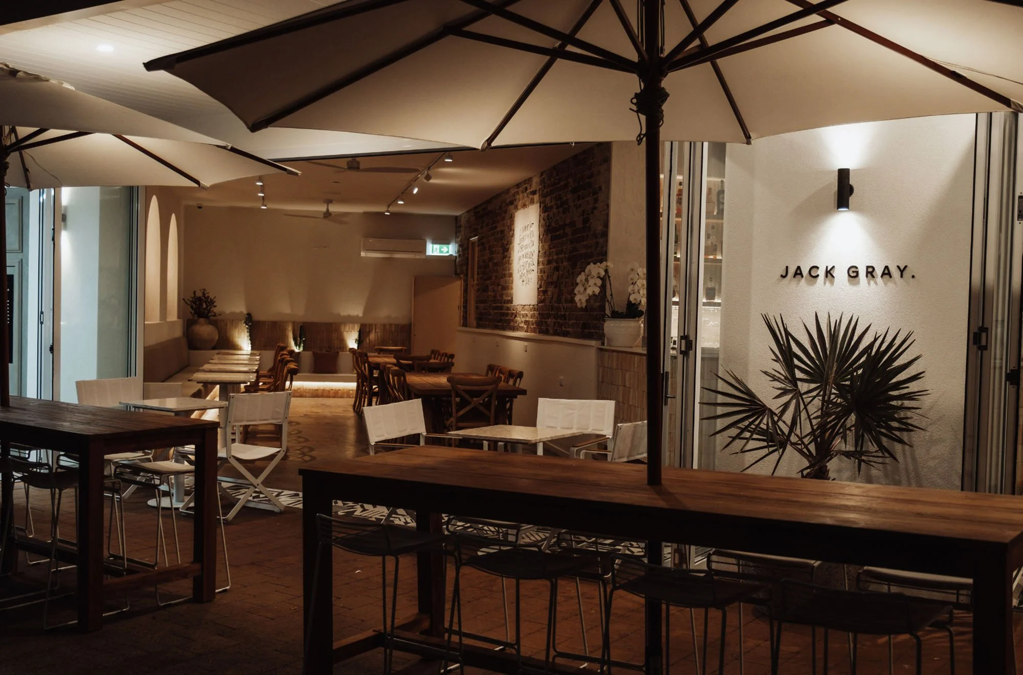 Jack-Gray-Cafe-3.jpg