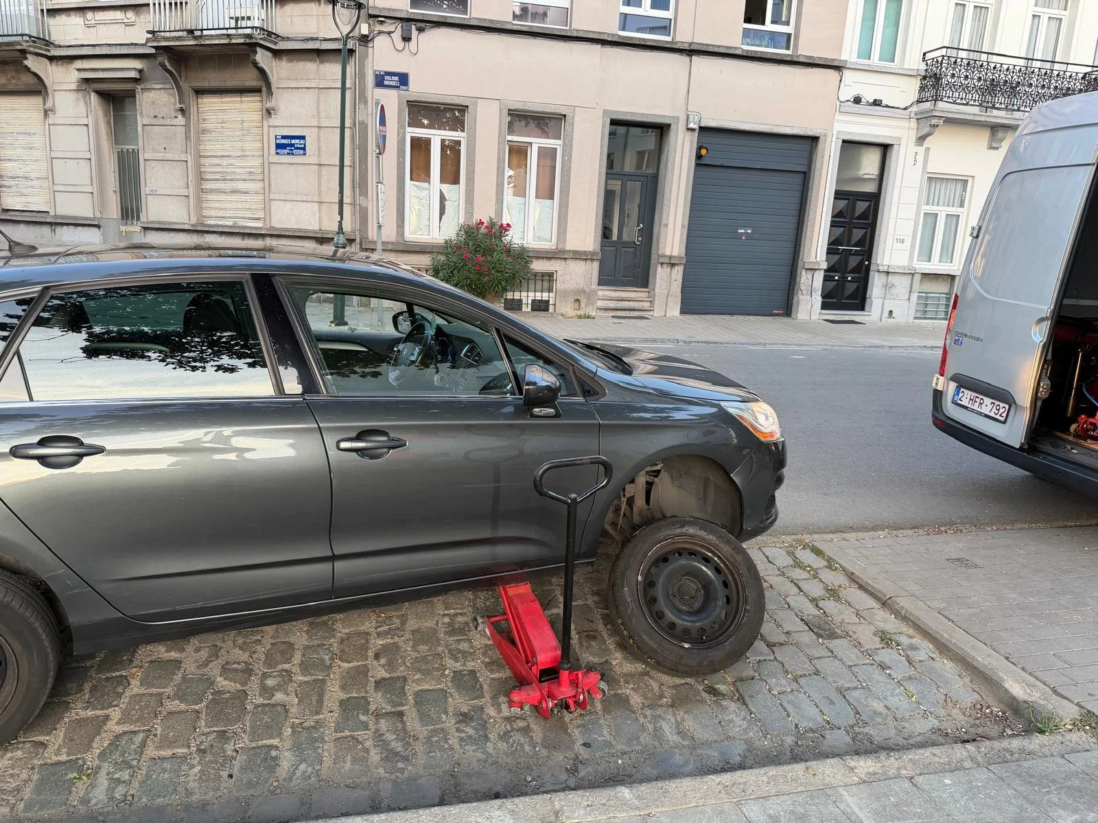 Intervention rapide changement de pneus
