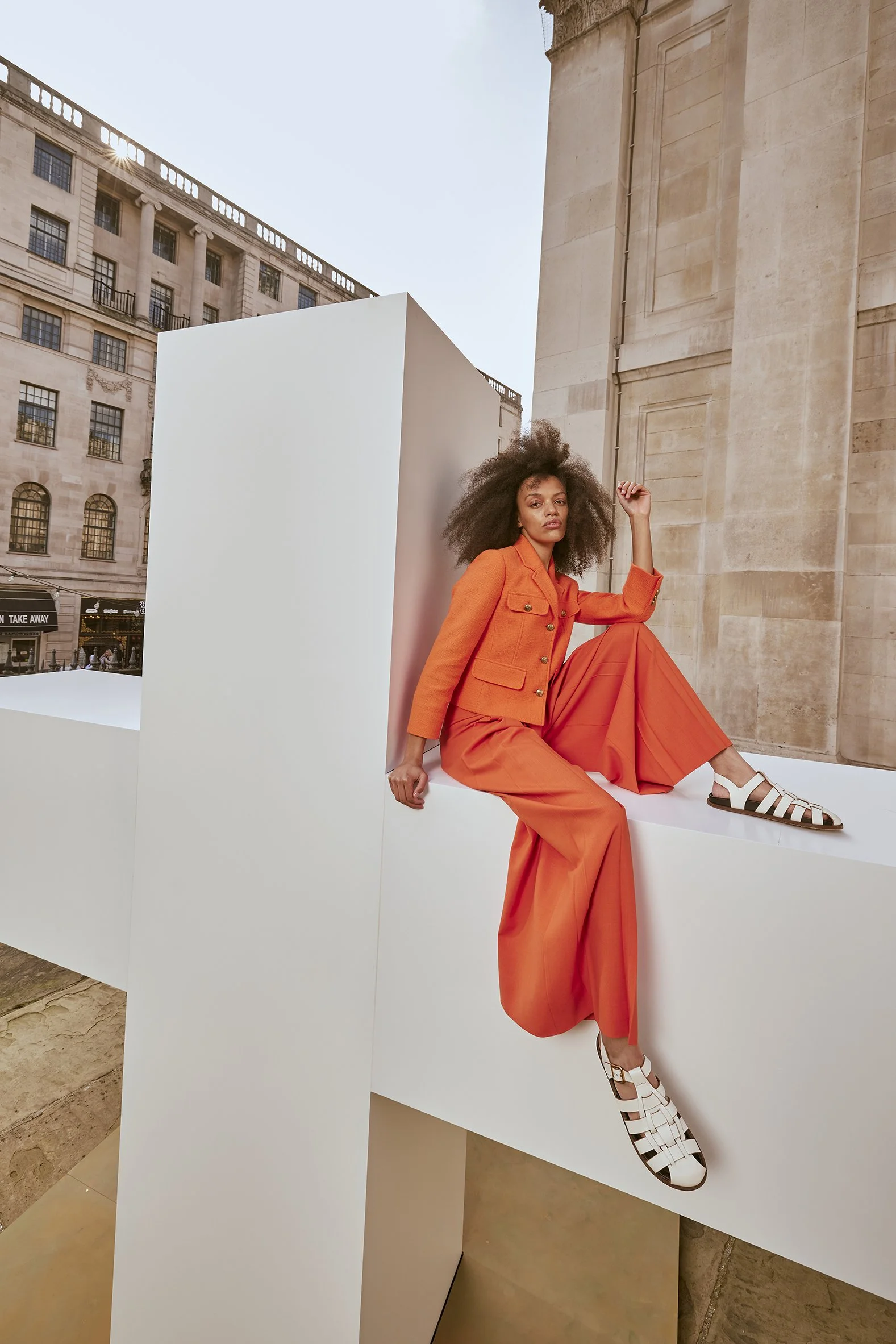 ME+EM_CAMPAIGN_Shot03_098.jpg