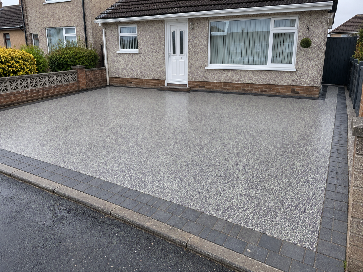 Modern Grey Aggregate Driveway Exterior.png