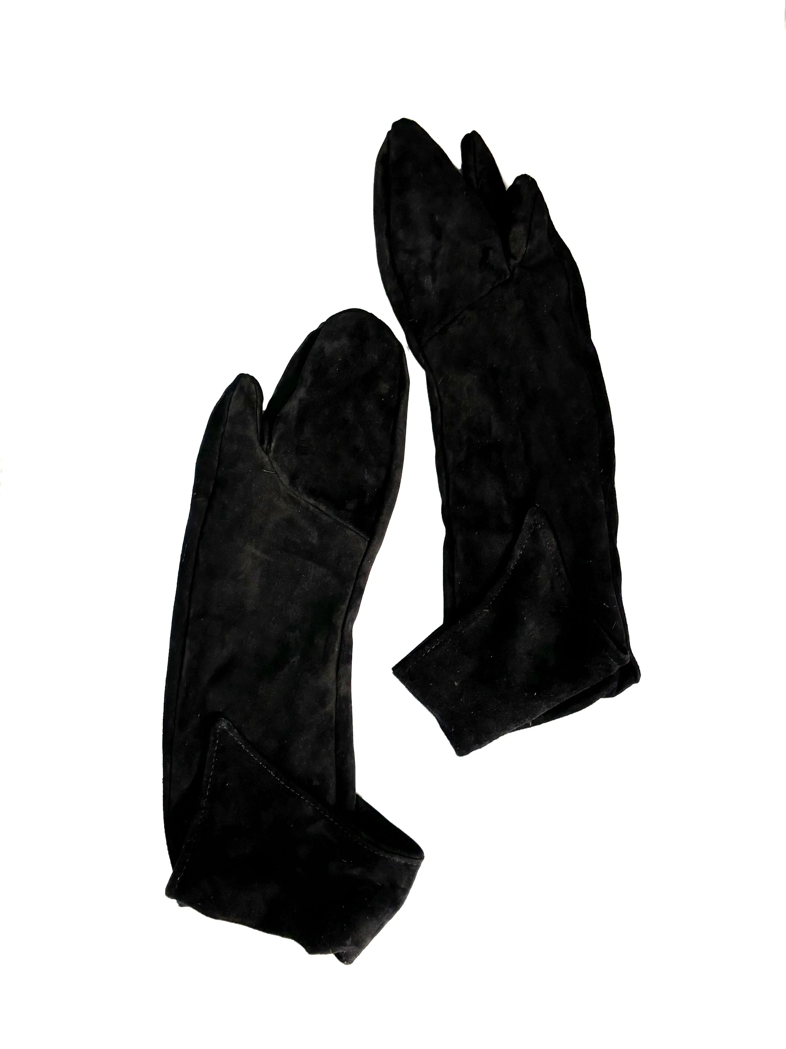 LOBSTER_BLACKSUEDE_3.JPG