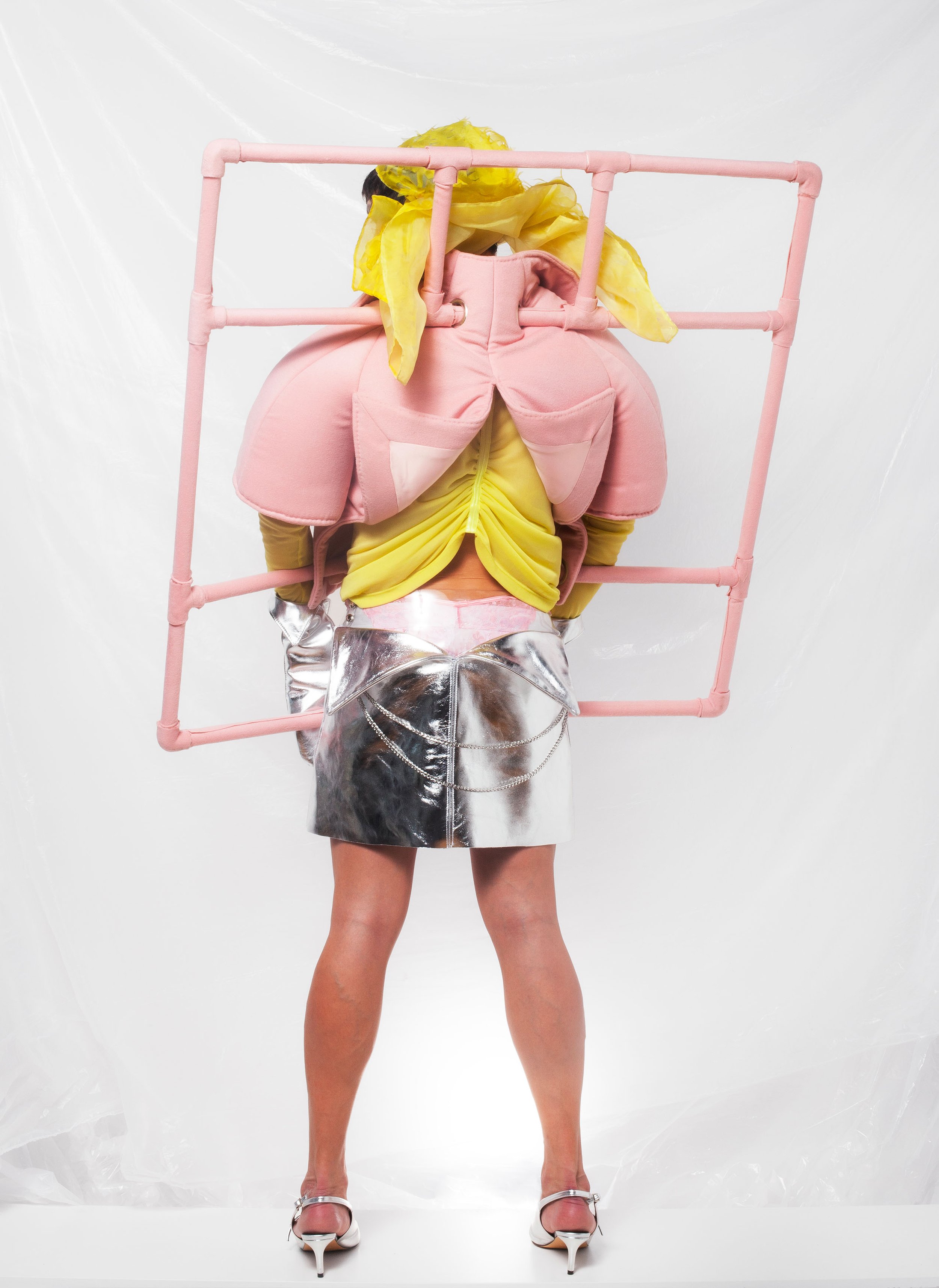 RL_LOOK6_B.jpg