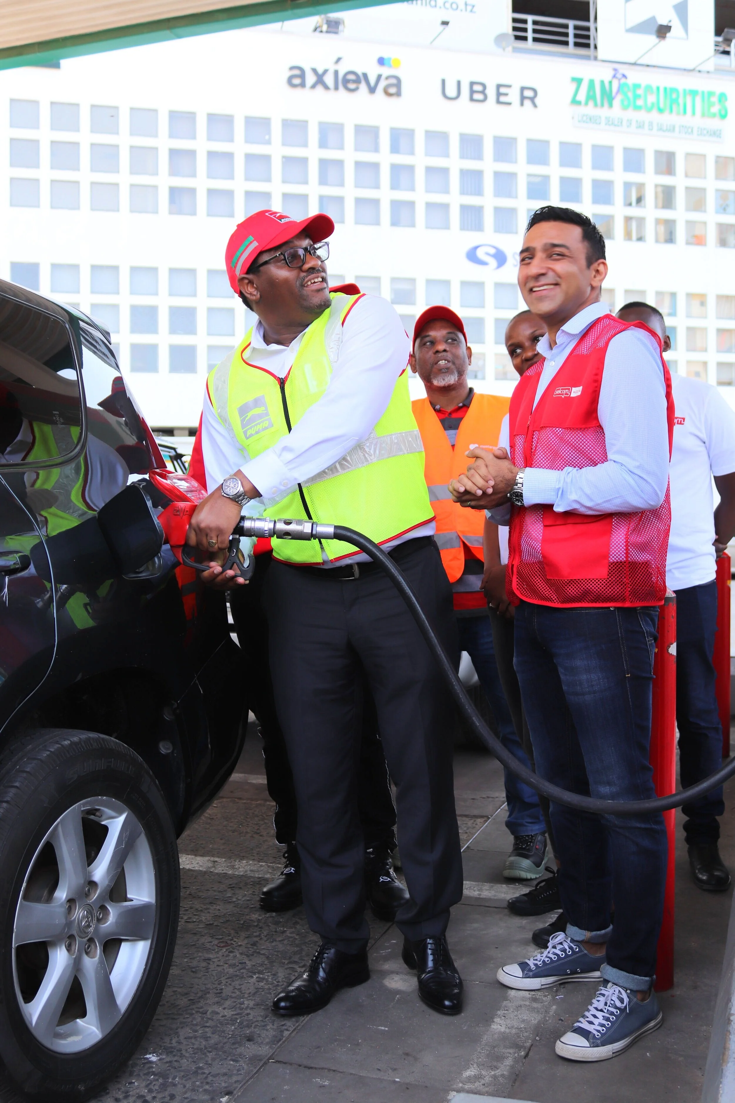 Selcom, Puma reward digitally paying customers 