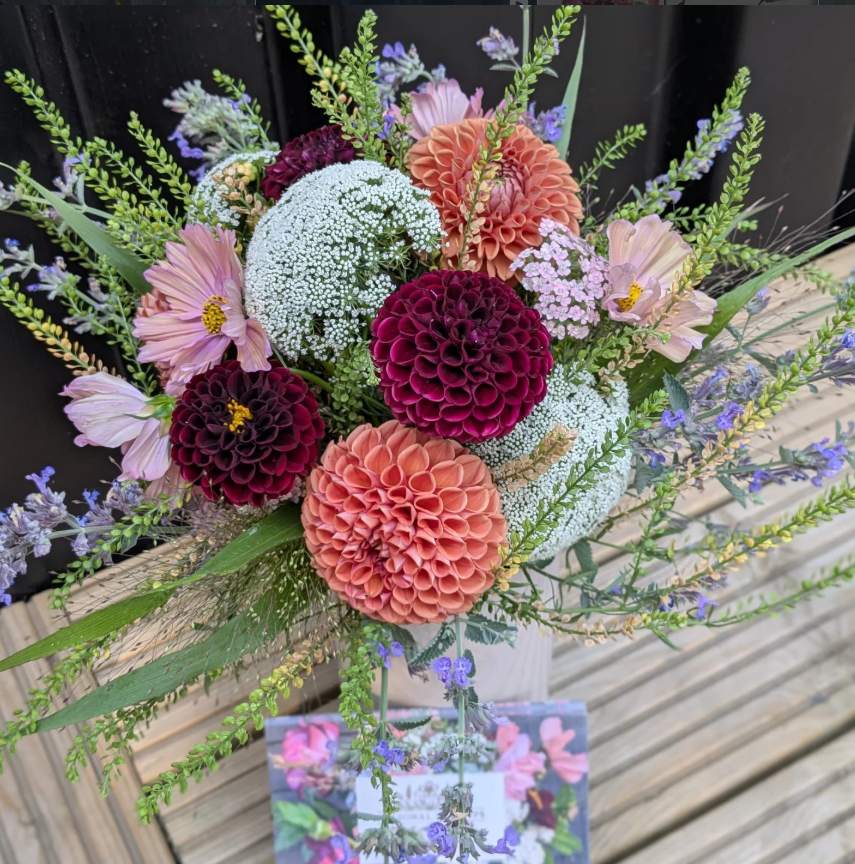 Medium Seasonal Bouquet