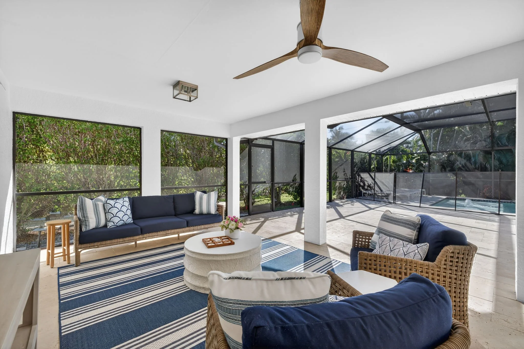 14-Lanai 1 of 3.jpg