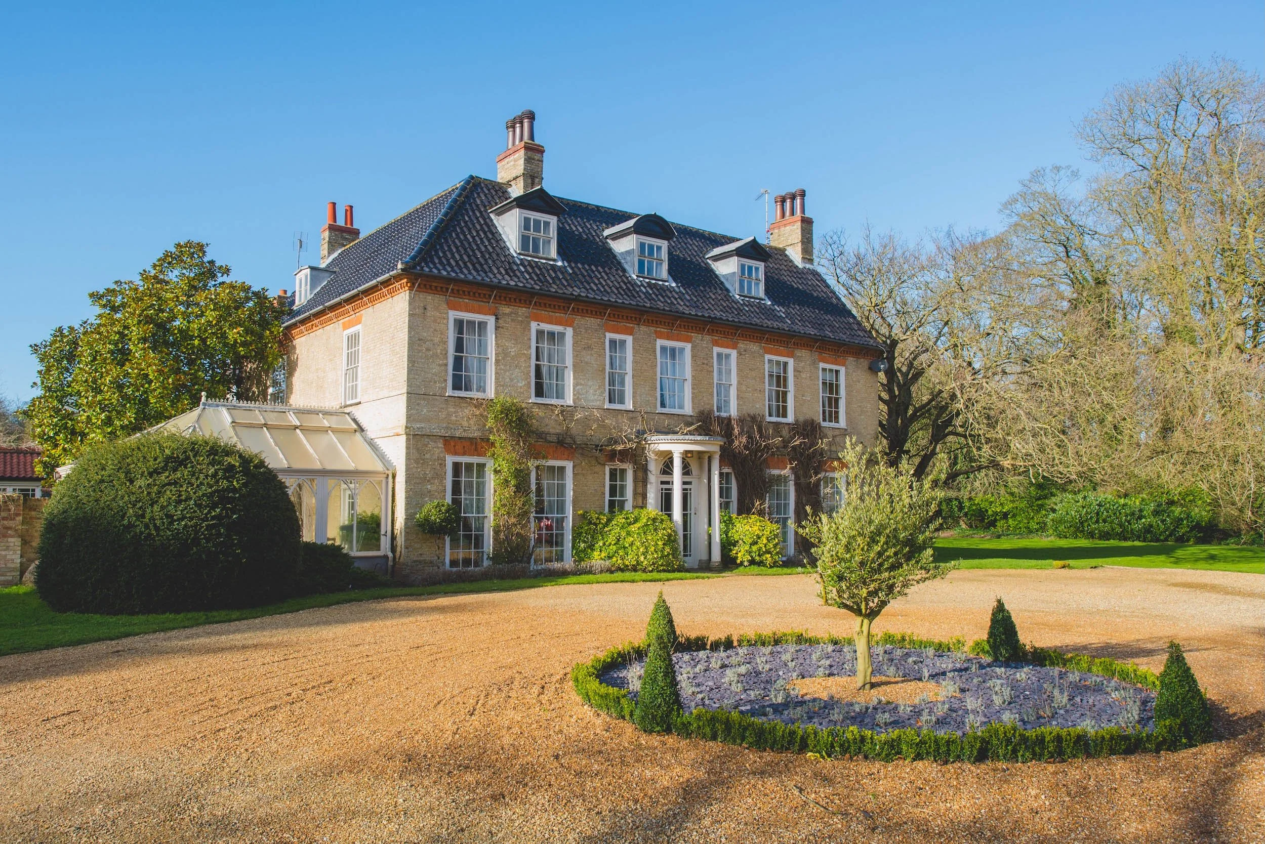 Sedgeford Hall USe exterior.jpg