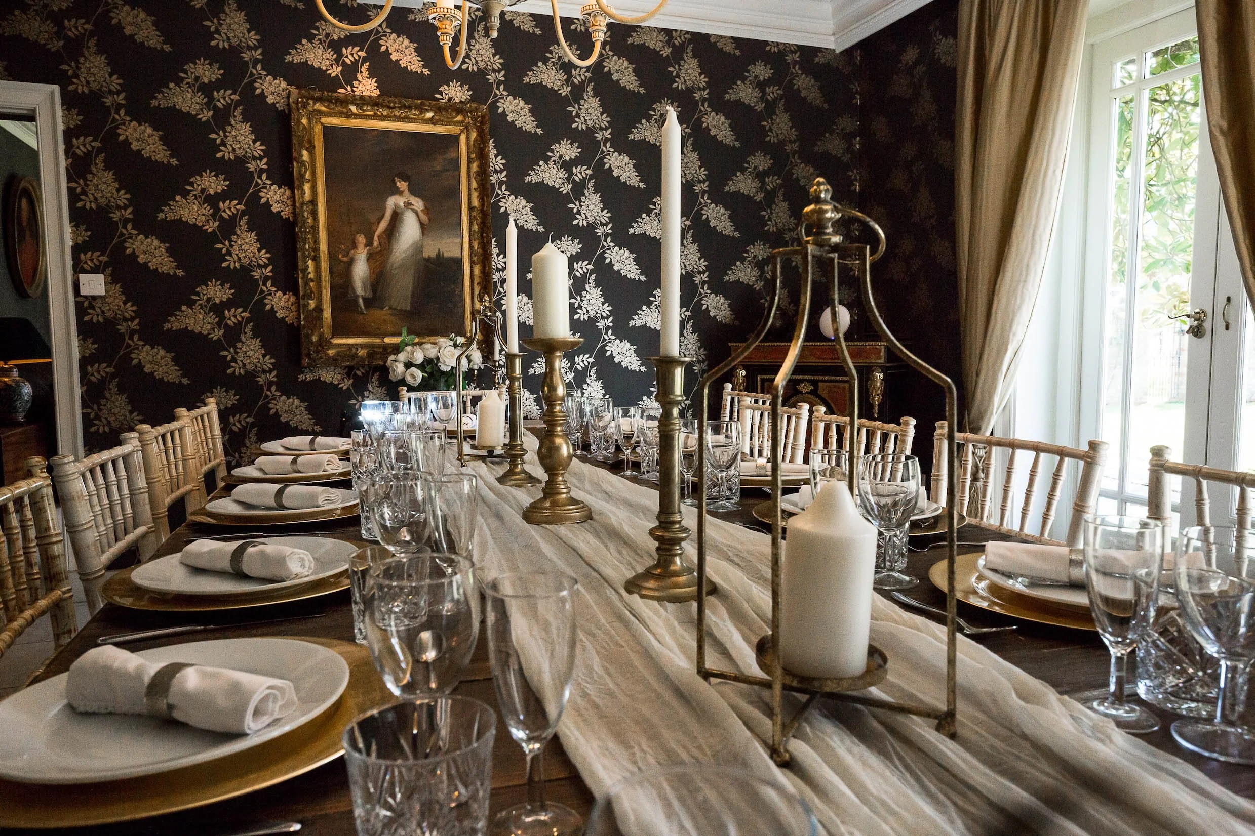 Dining room Sedgefored.jpg