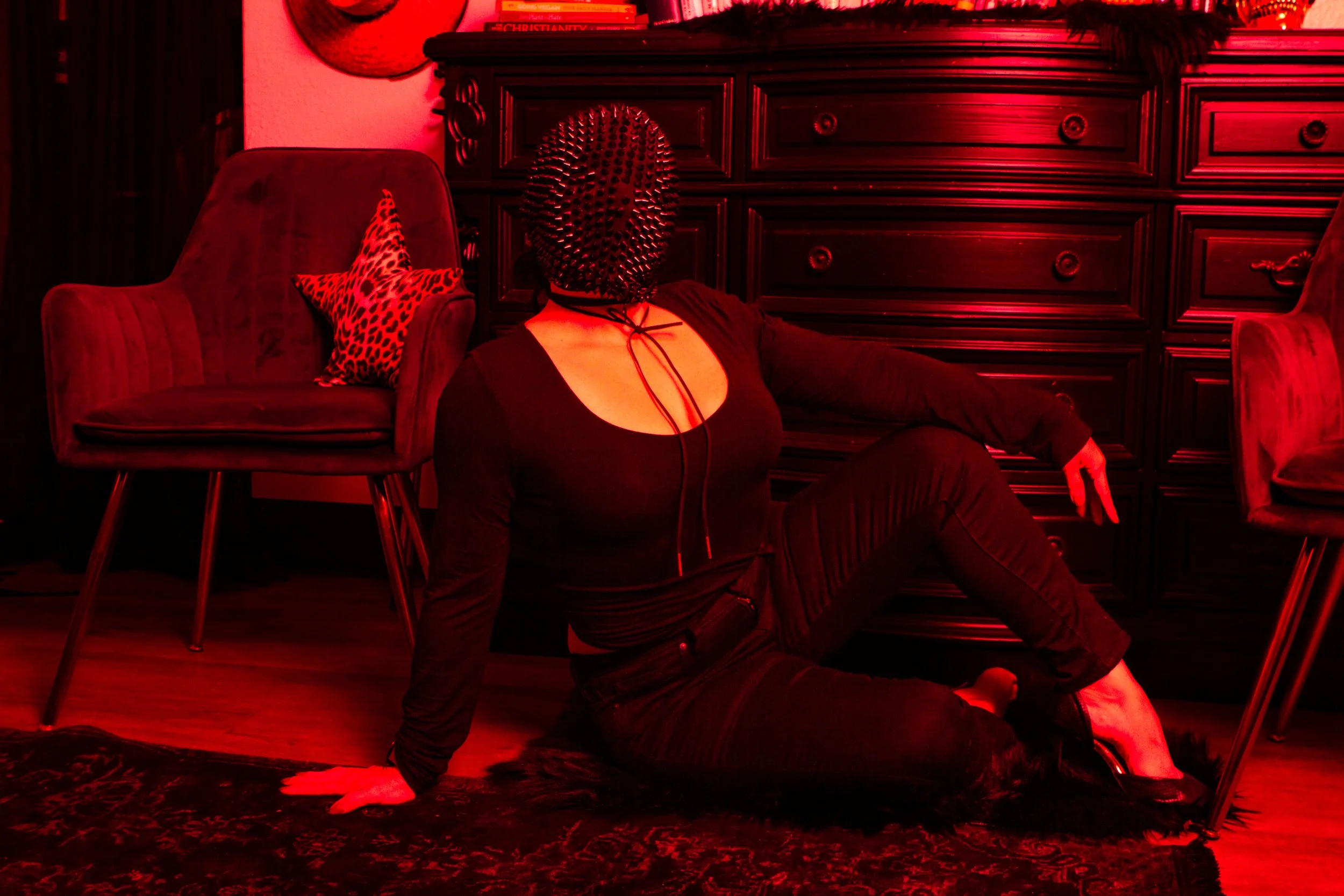Domina-100.jpg