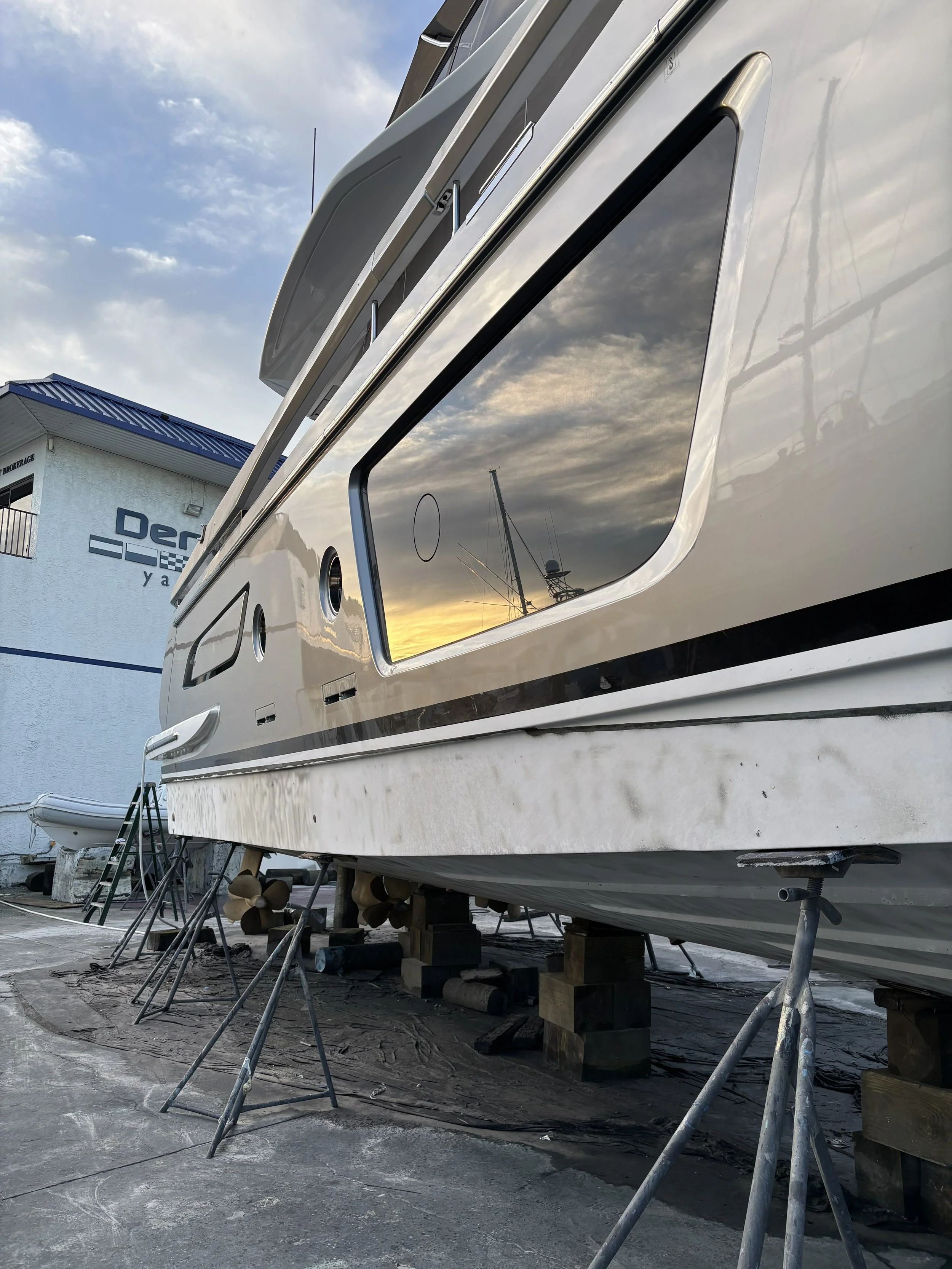 Fiberglass and Gelcoat Repair