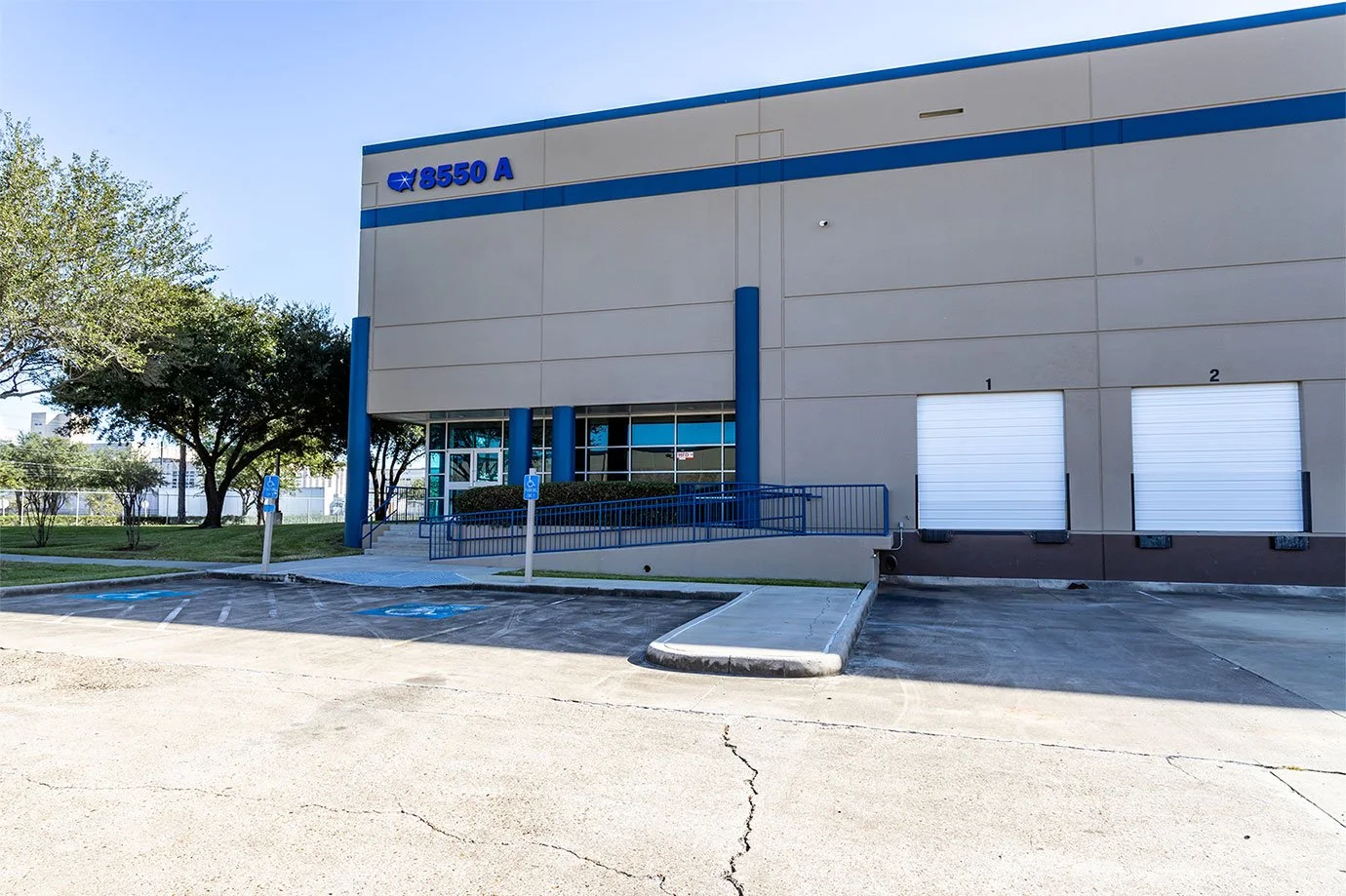 property specs 1 - 8550A market street
