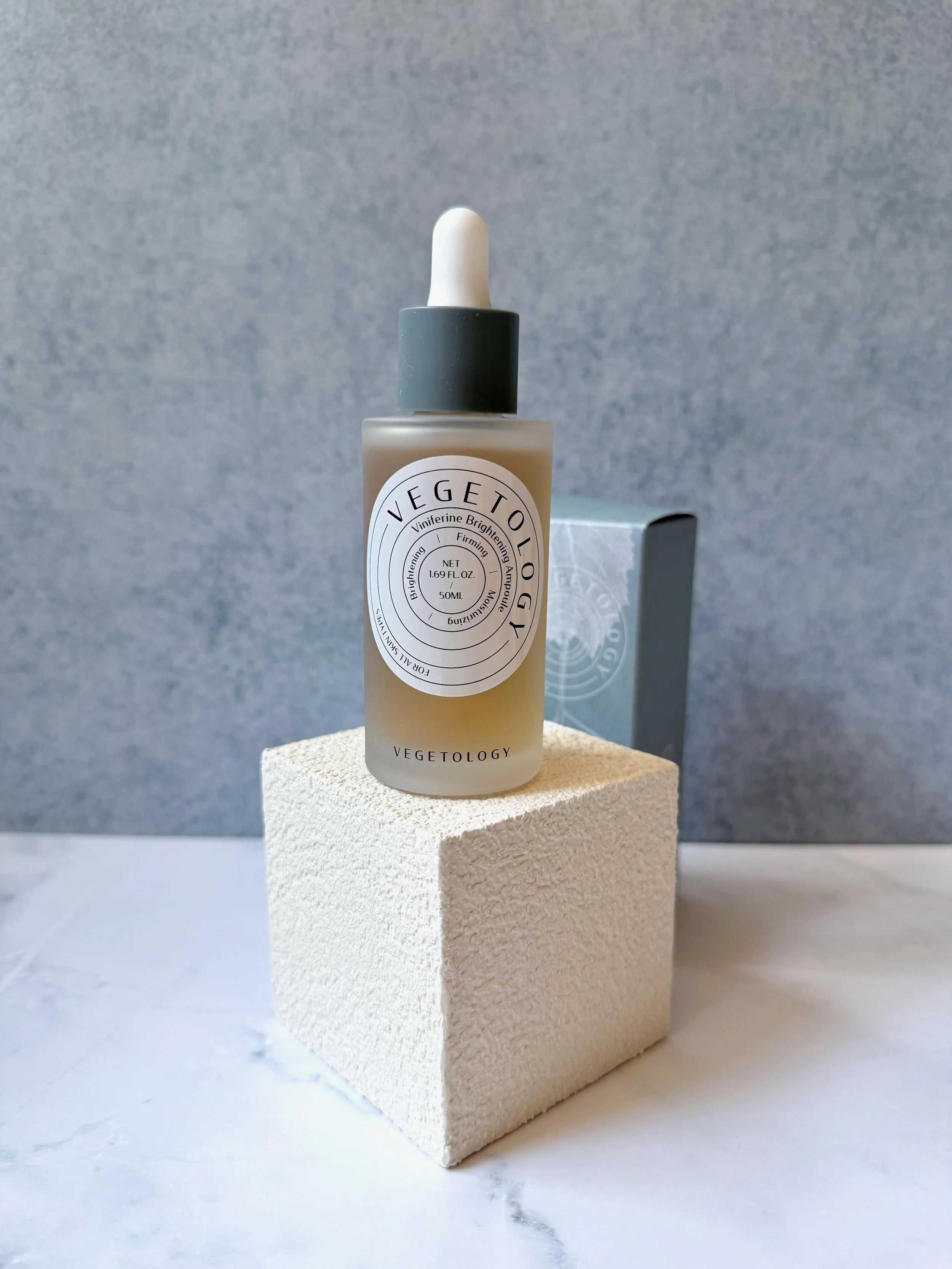 Vegetology Viniferine Brightening Ampoule