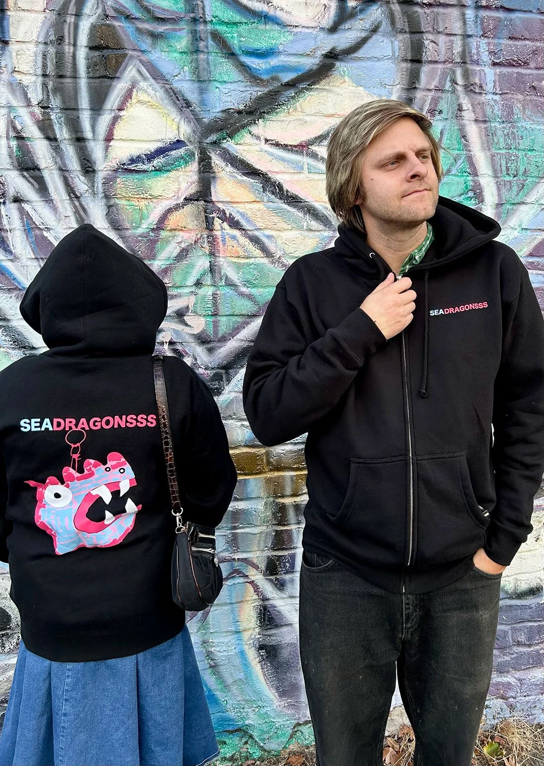 Hoodie-02.jpg