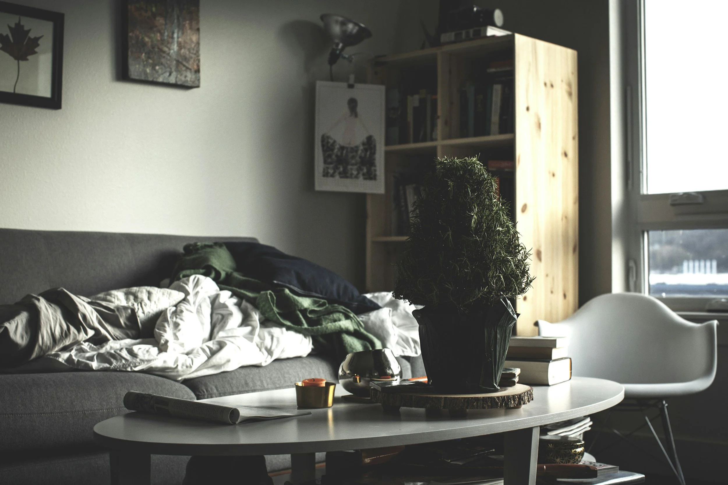 Unorganized space that needs home organization services