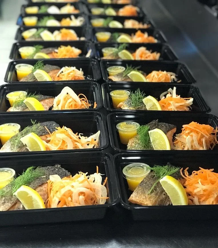 Ready-to-eat meal boxes