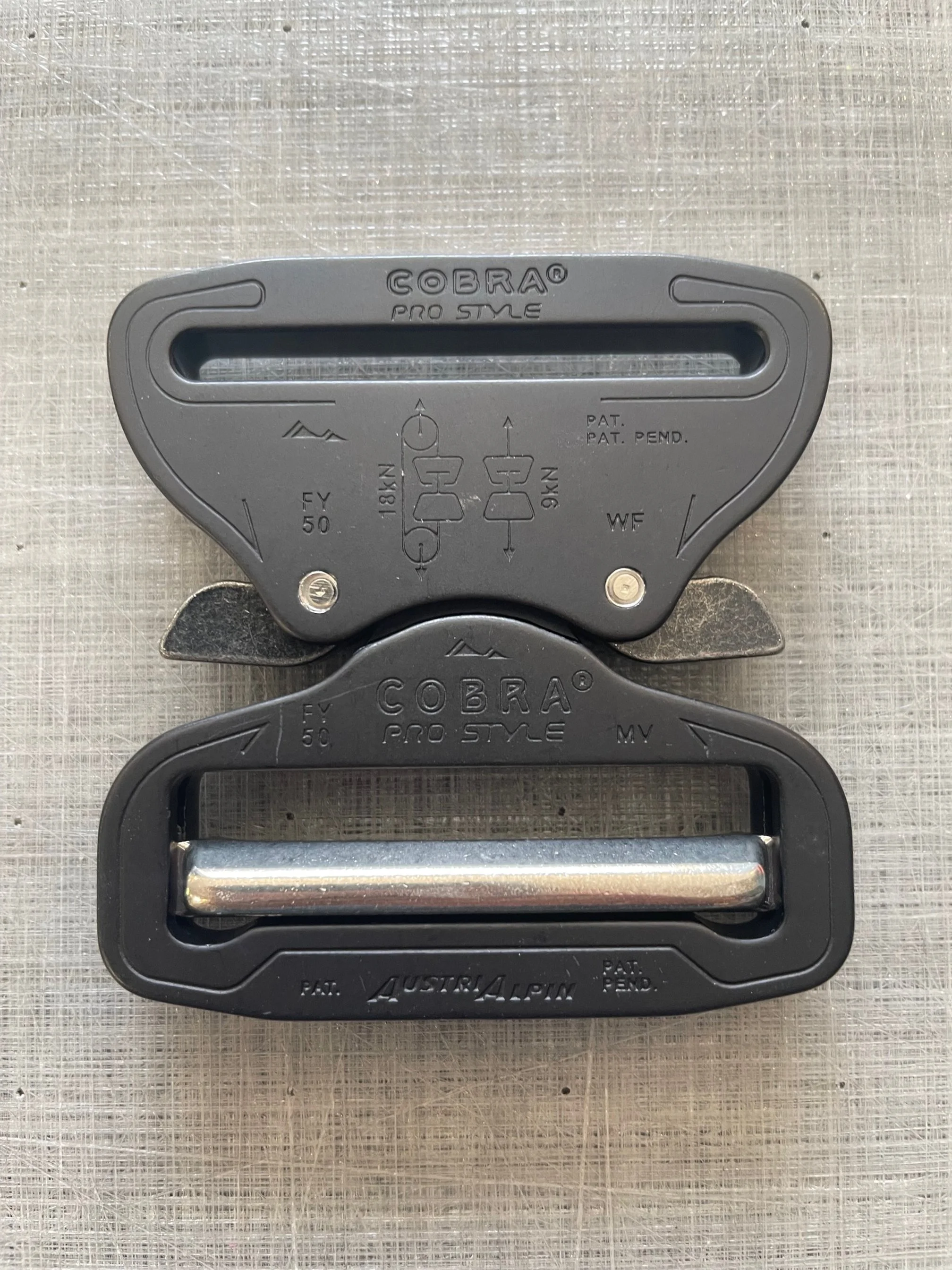 AustriAlpin ProStyle Adjustable Cobra Buckle 2"