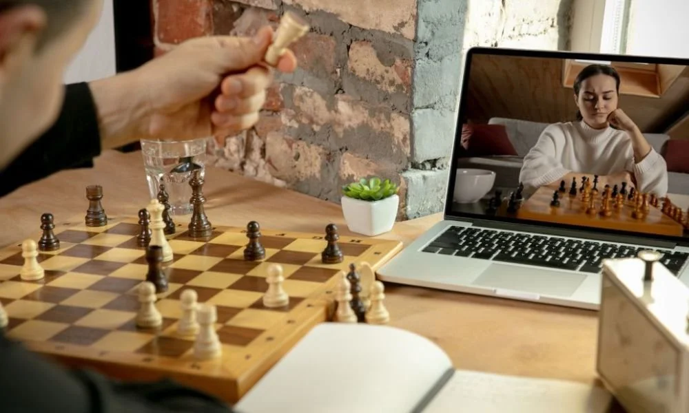 Learn online chess for free