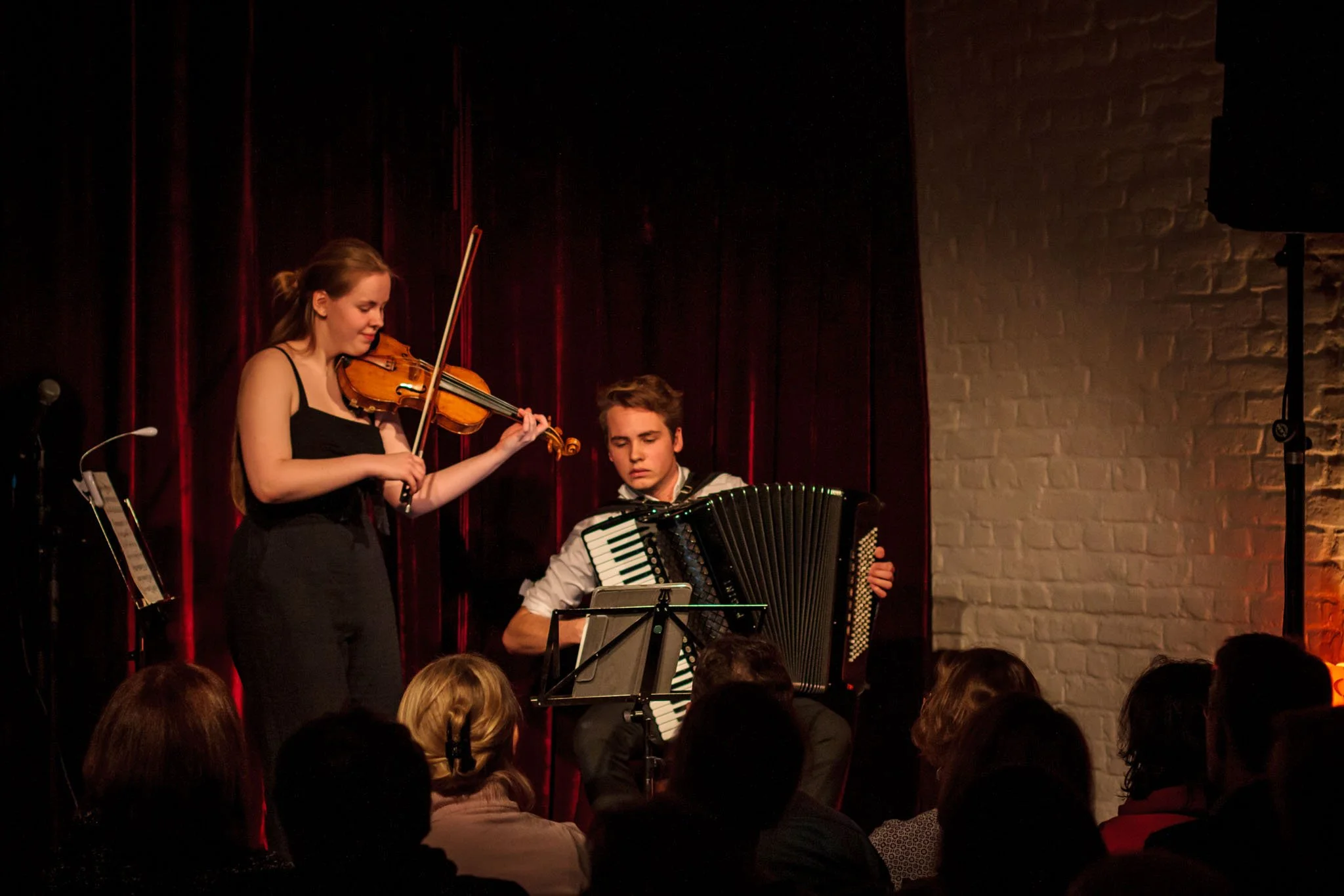 06_2020_Violine-und-Akkordeon.jpg