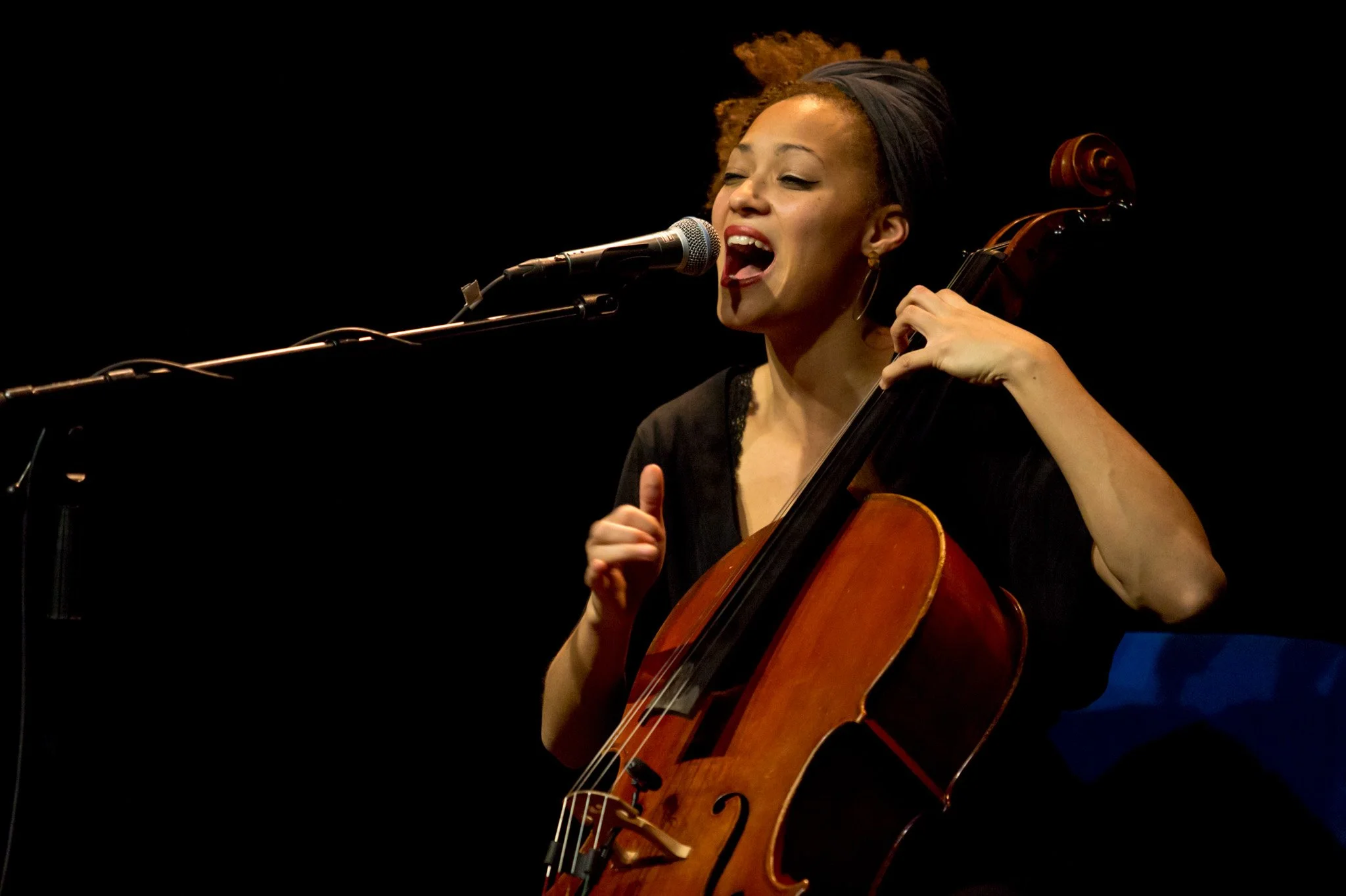 02_2018_Mela_Cello-und-Gesang.jpg